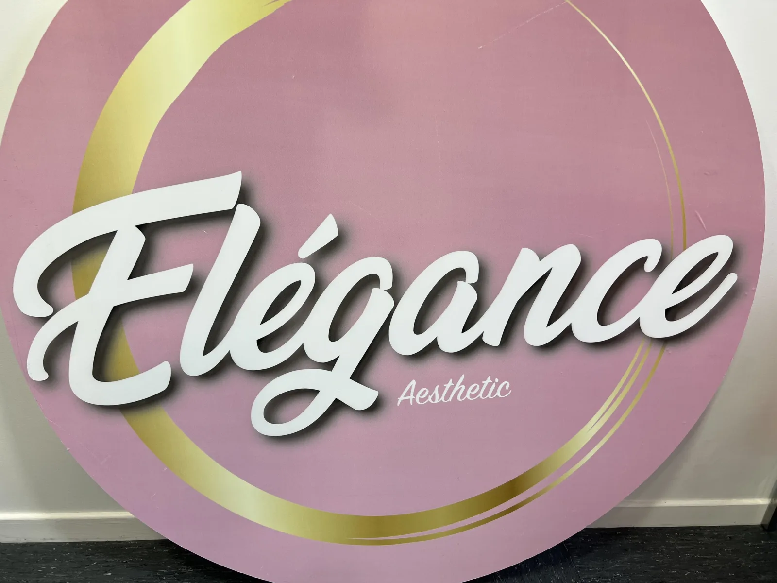 Elegance Aesthetic - Massage Alençon - OneBooking