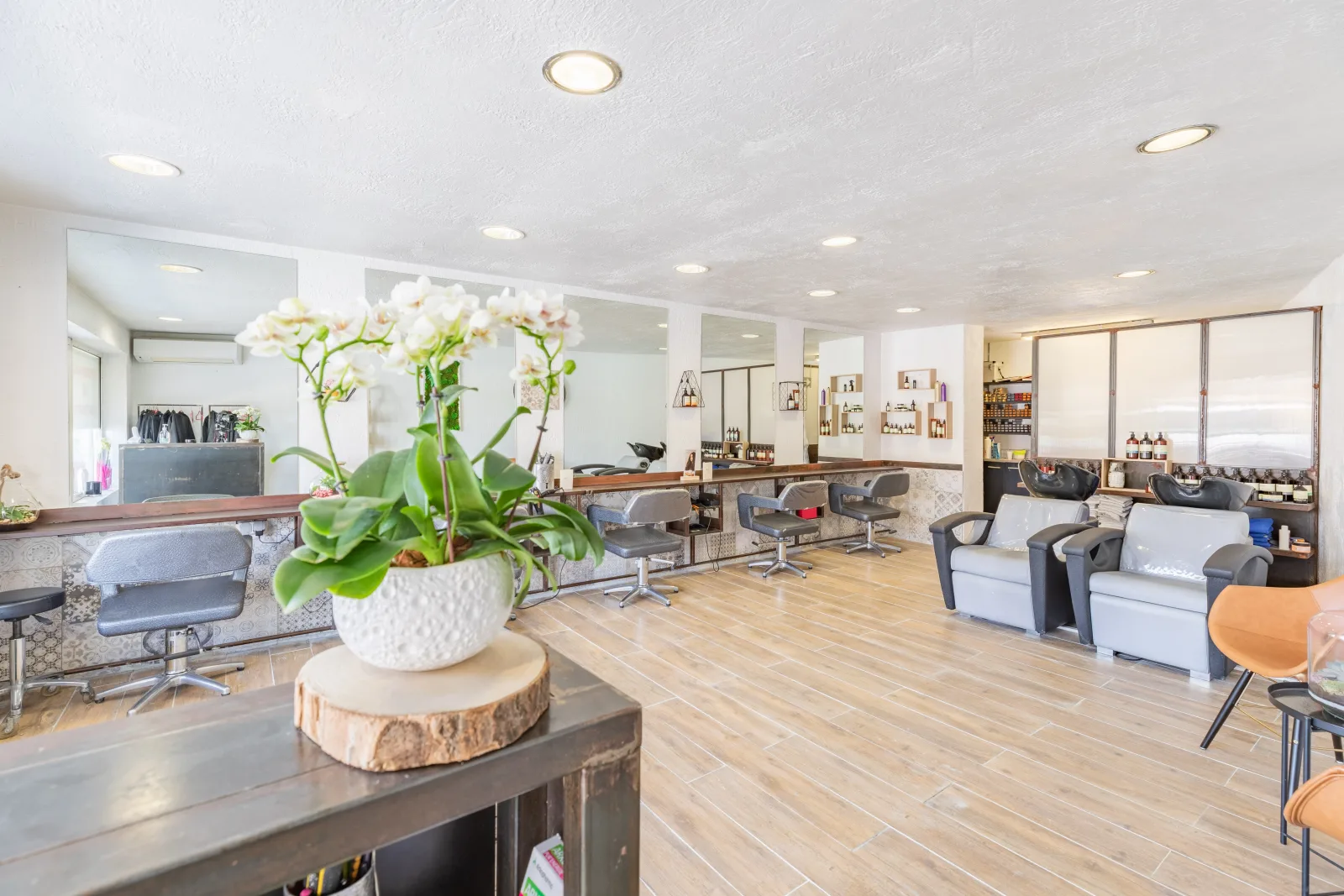 Hemisp'hair - Coiffure Mouans-Sartoux - OneBooking