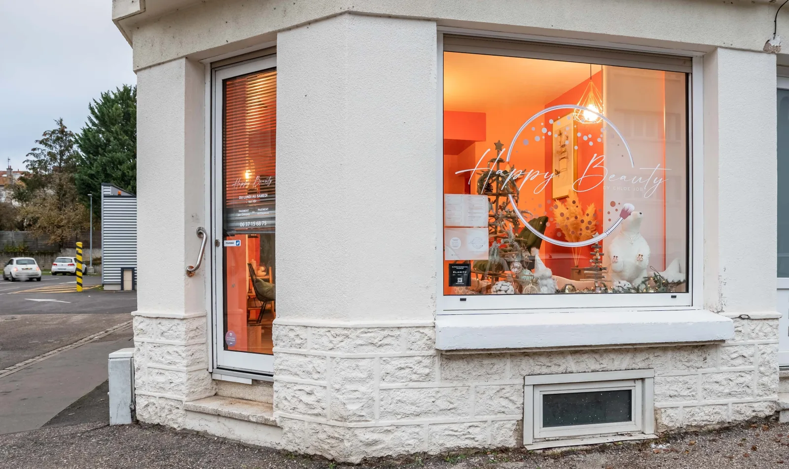 Happy Beauty by Chloé Job - Institut de beauté Laxou - OneBooking