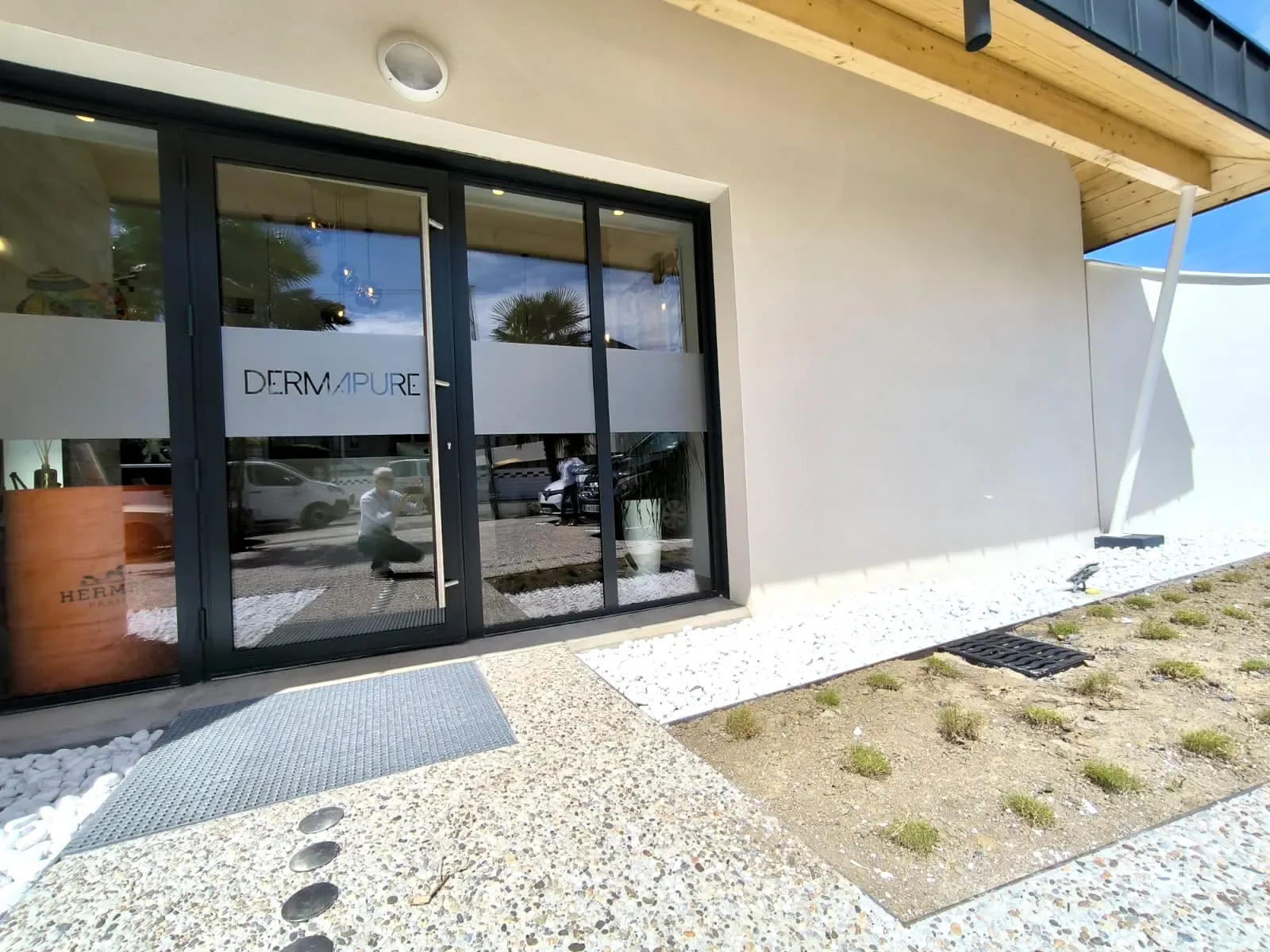 Dermapure - Massage Pau - OneBooking