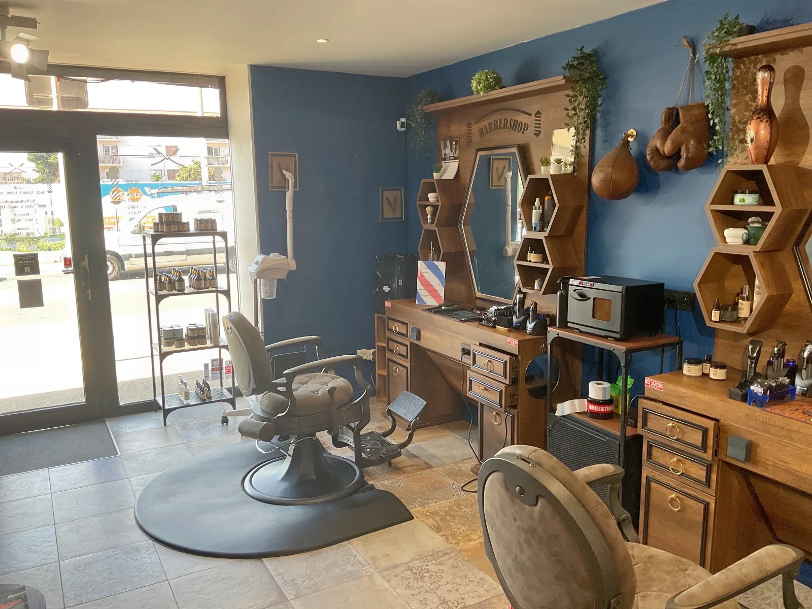 Chez Les Frères Barbiers (Barber Home) - Coiffure Le Pradet - OneBooking