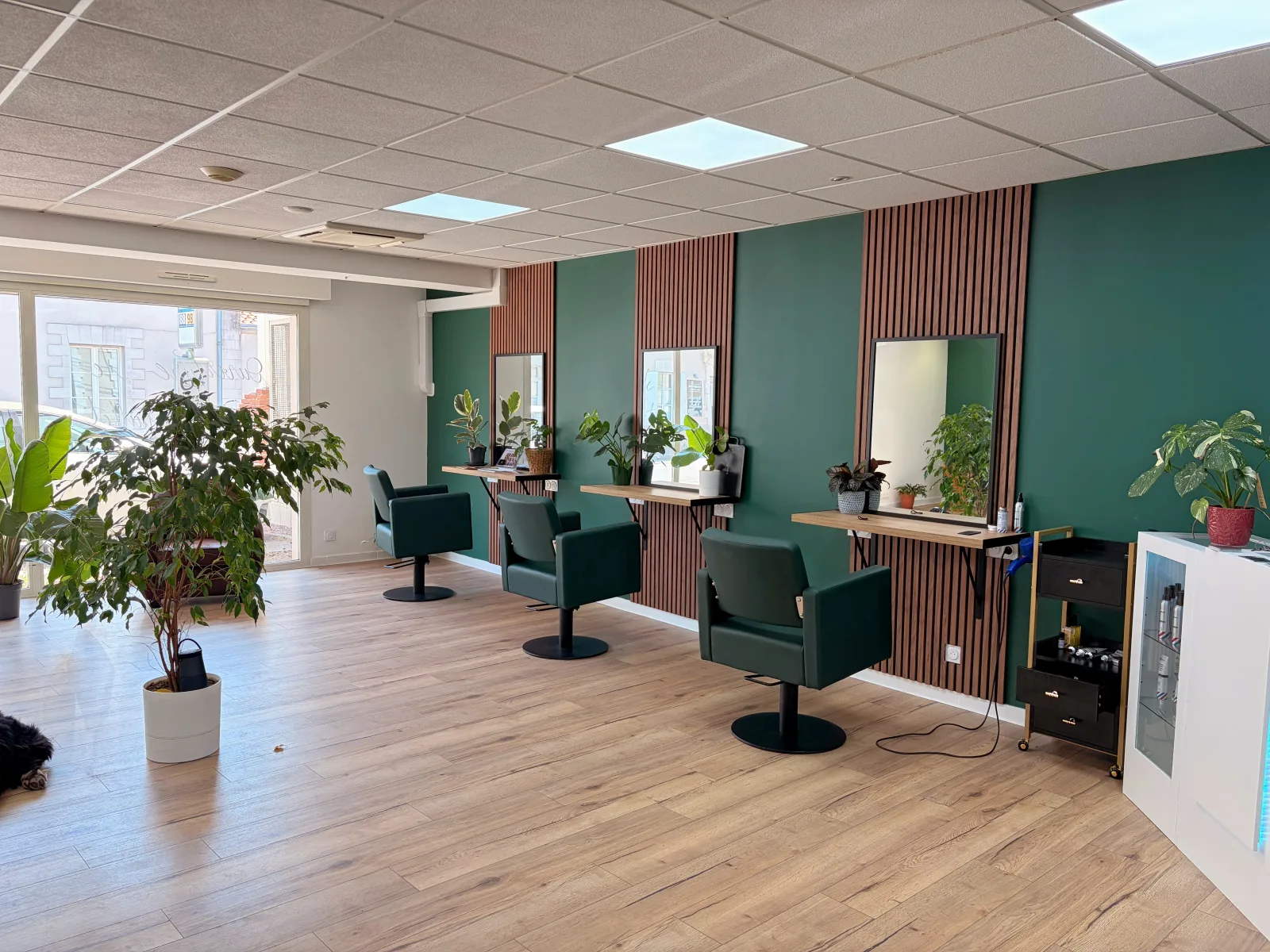 L'HOMME - Coiffure Bouaye - OneBooking