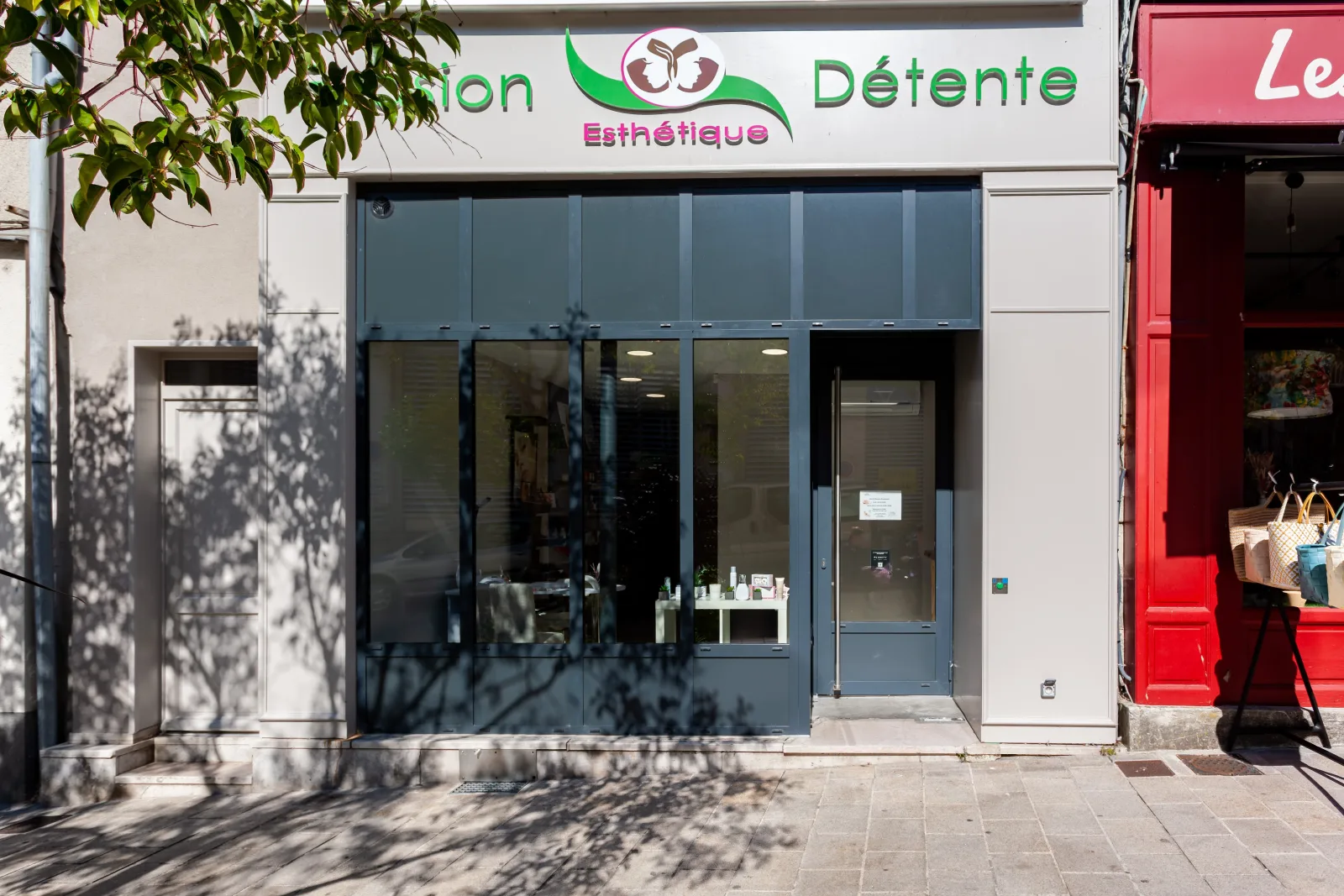 Évasion détente - Onglerie Châtellerault - OneBooking