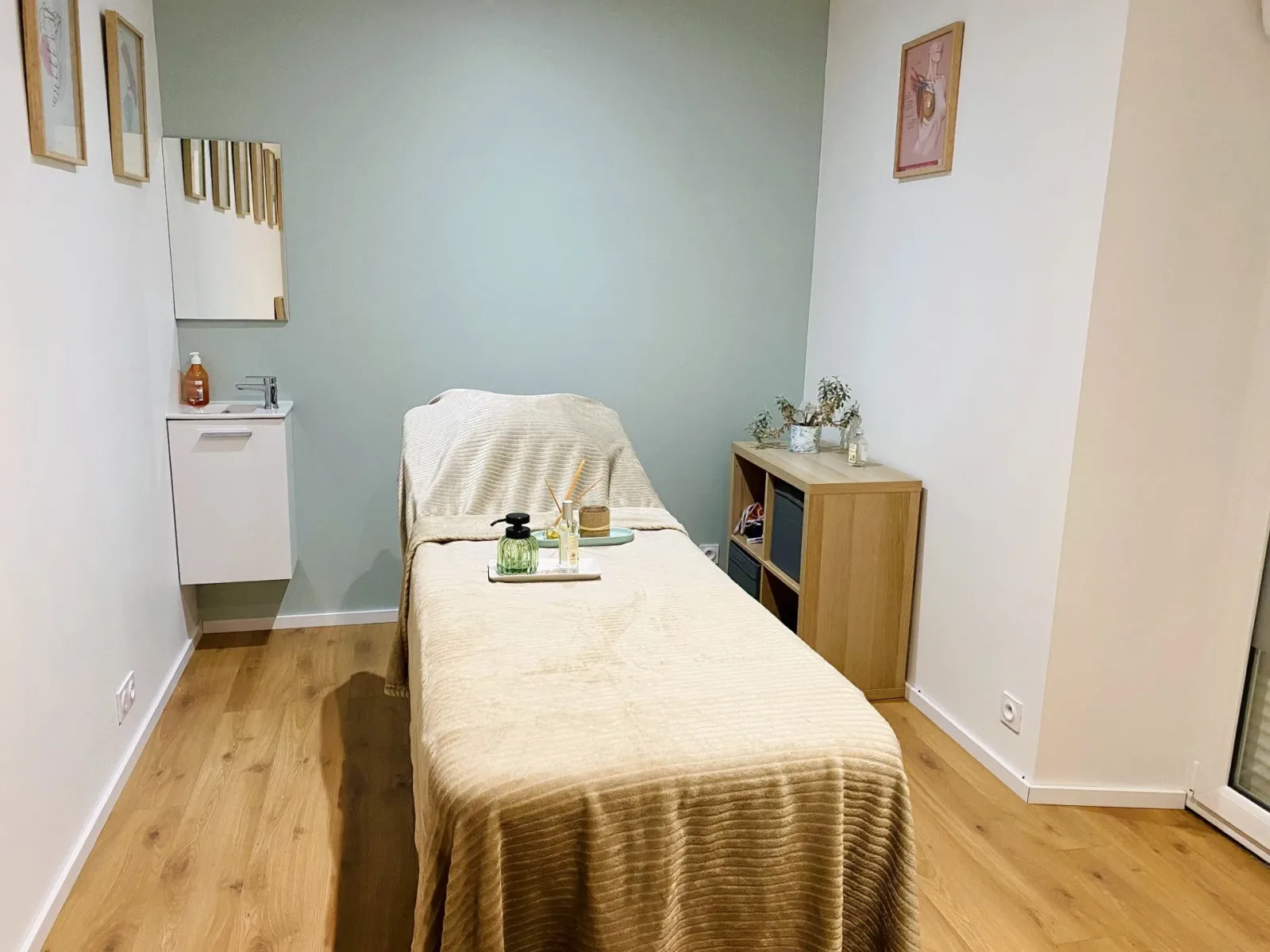 Emilie Le Boudec • Drainage • Massages Périnatale - Massage Pordic - OneBooking