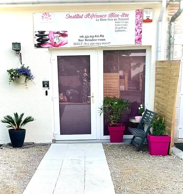 Reference Bien Être - Onglerie Saint-Memmie - OneBooking