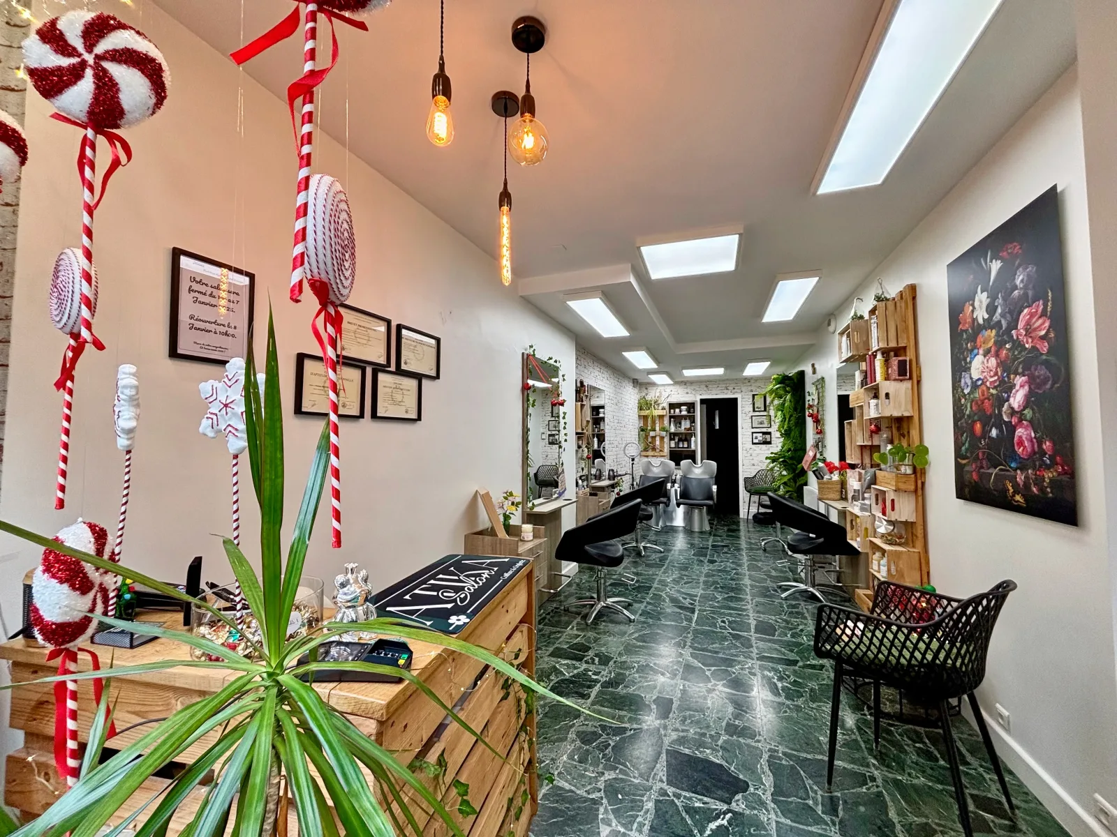 Salon Atika - Coiffure Moulins - OneBooking