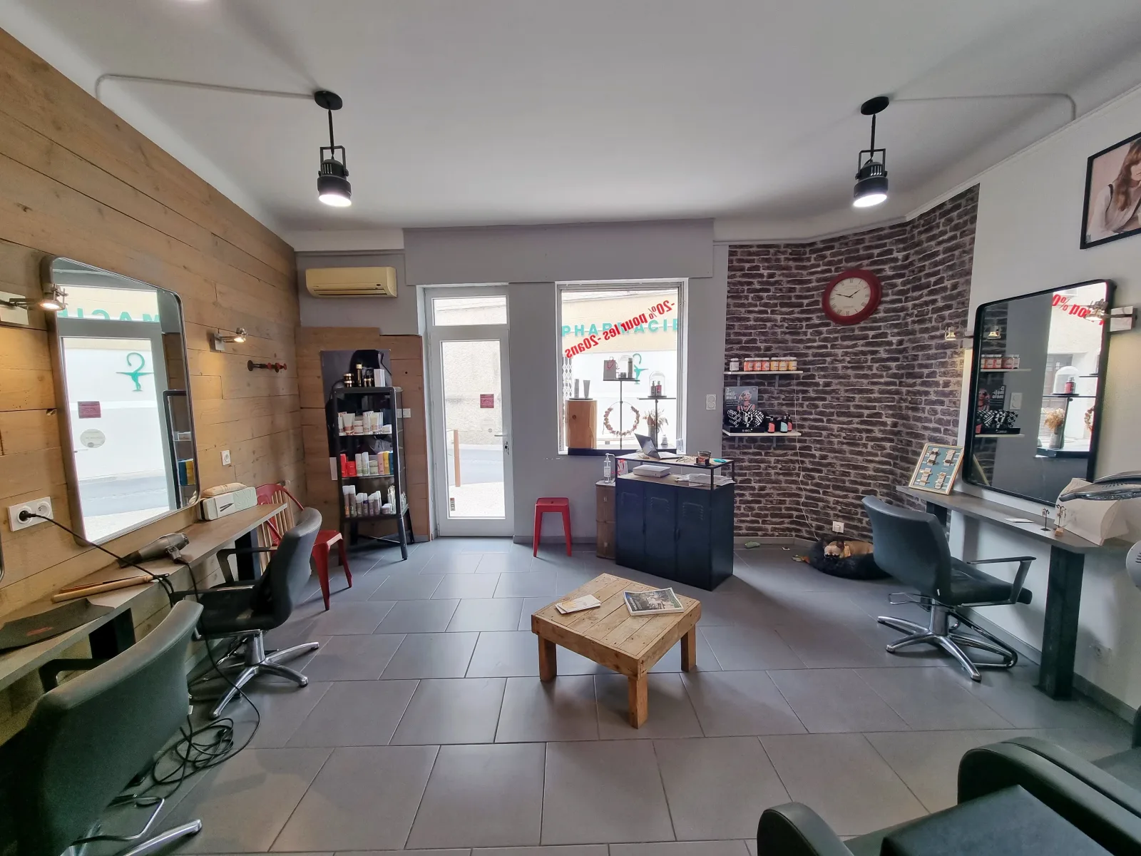 Coiff’ Industry - Coiffure L'Isle-sur-la-Sorgue - OneBooking