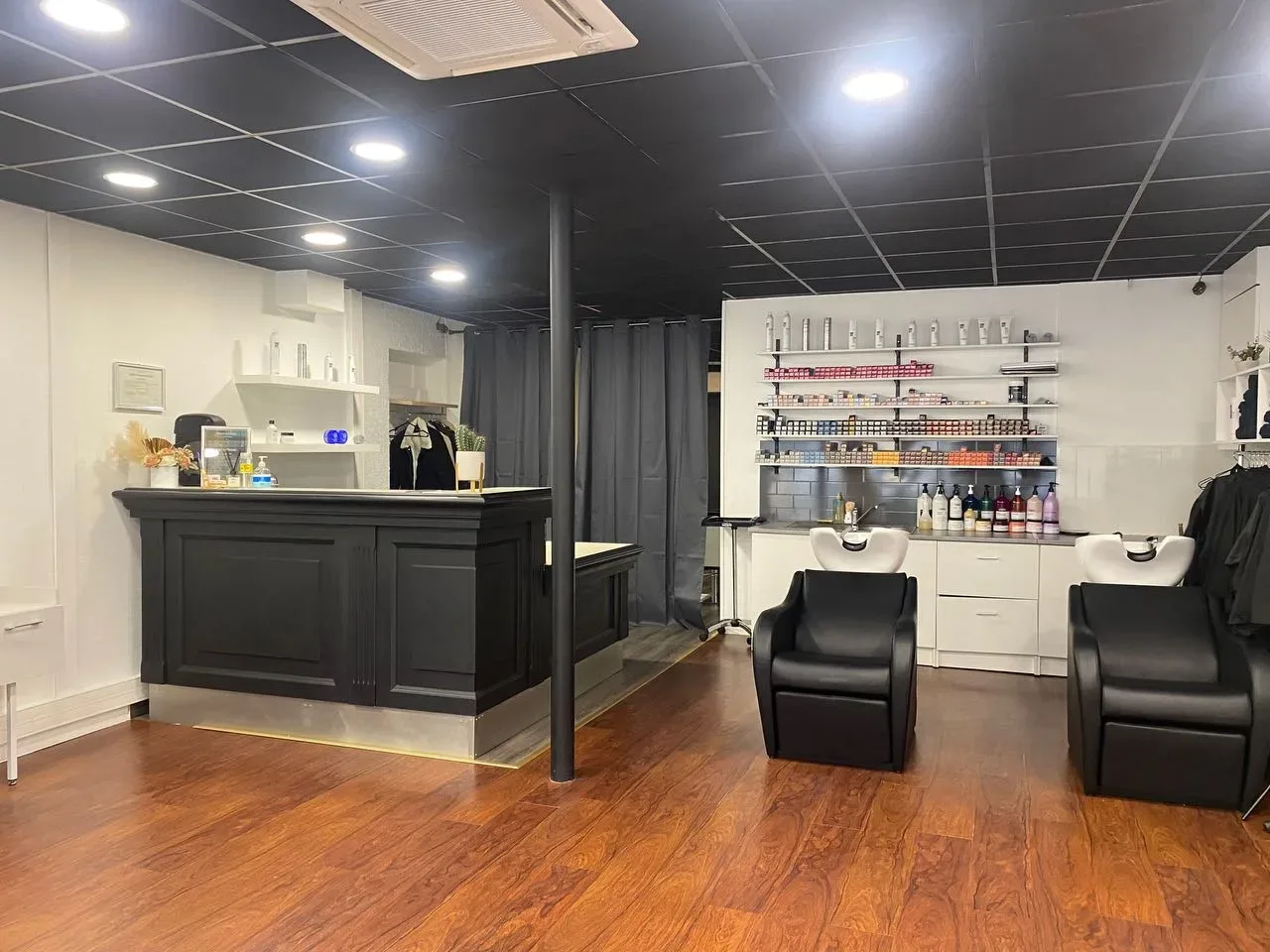 Alimé coiffure - Coiffure Villefranche-sur-Saône - OneBooking