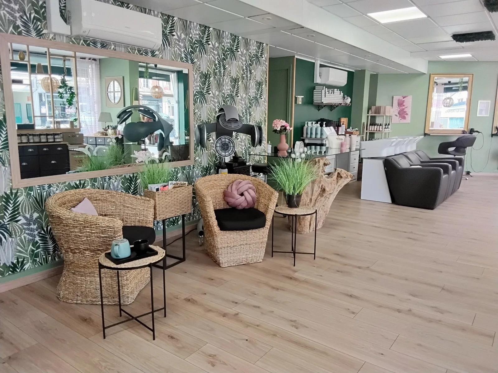 L’Hair Végétal - Coiffure Lisieux - OneBooking