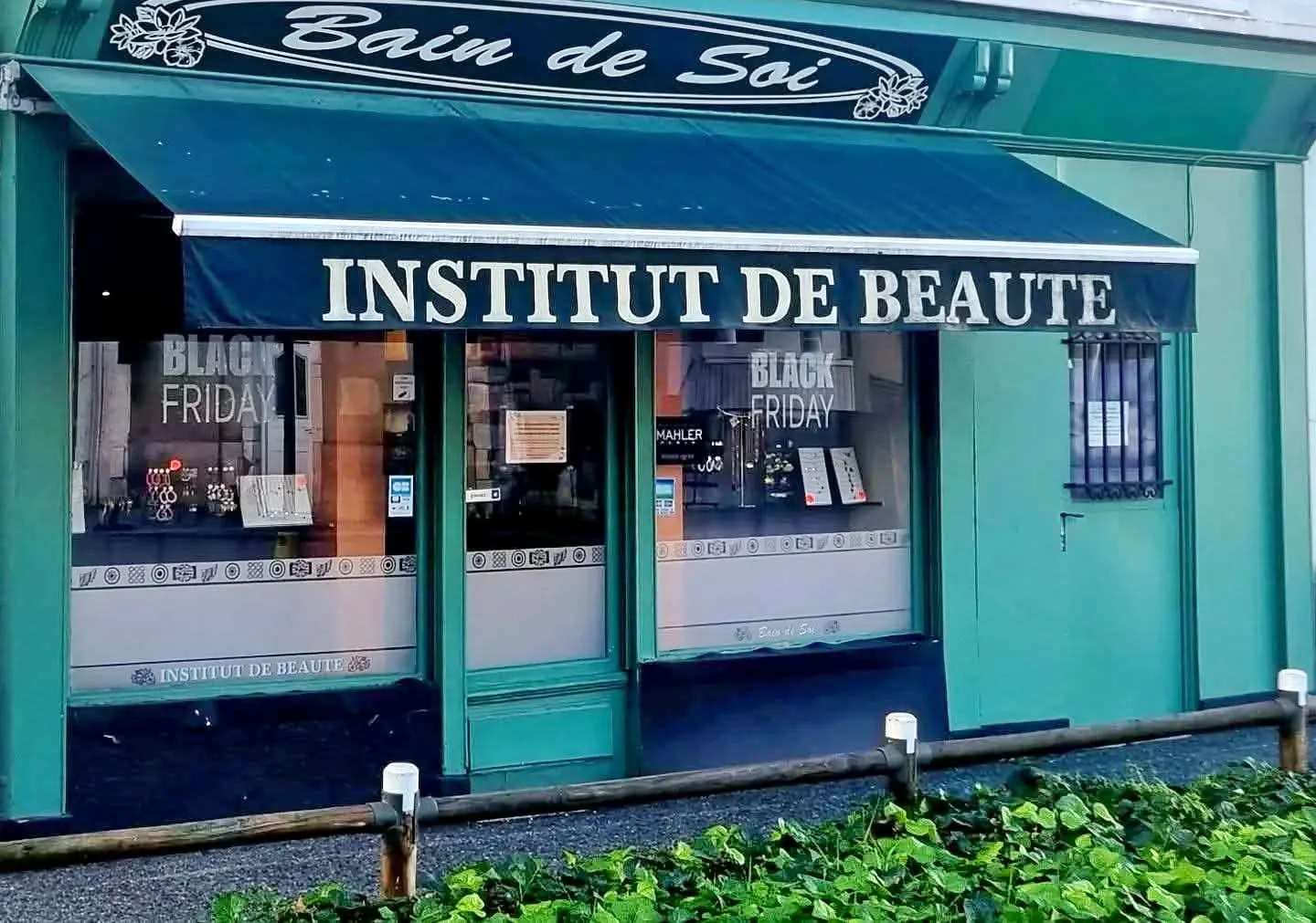 Institut Bain de Soi - Onglerie Pau - OneBooking