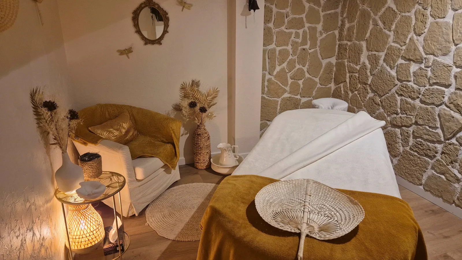 ACACIA Massages & Bien-être - Institut de beauté Strasbourg - OneBooking