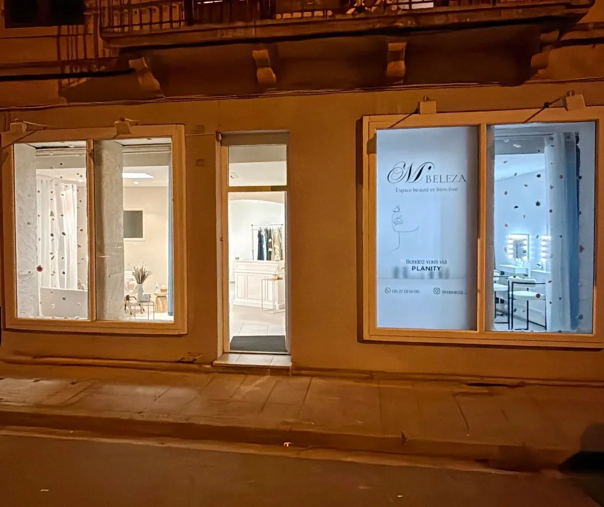 M'Beleza - Onglerie Villefranche-sur-Saône - OneBooking