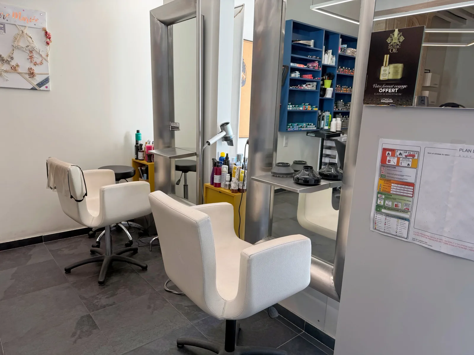 A‘NAT Coiffure - Coiffure Moulins - OneBooking