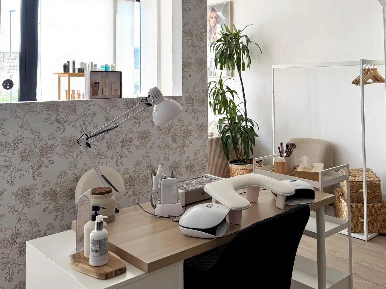 L'Atelier Manucure - Onglerie L'Isle-sur-la-Sorgue - OneBooking