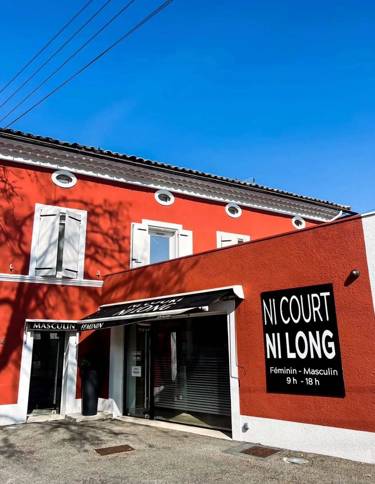Ni Court Ni Long - Salon expert Kérastase - Coiffure Orange - OneBooking