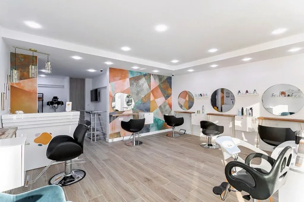 Alyn Beauté - Coiffure Le Pecq - OneBooking