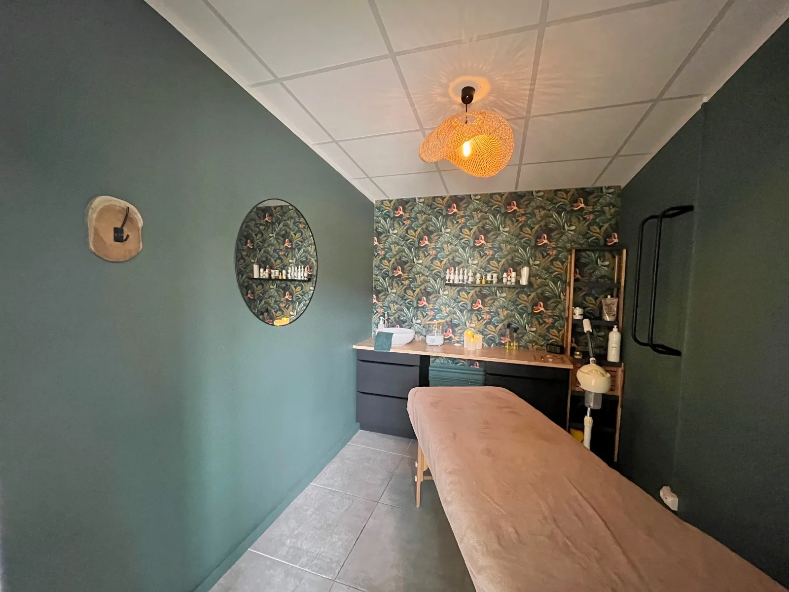 L’art de la beaute - Onglerie Vauvert - OneBooking