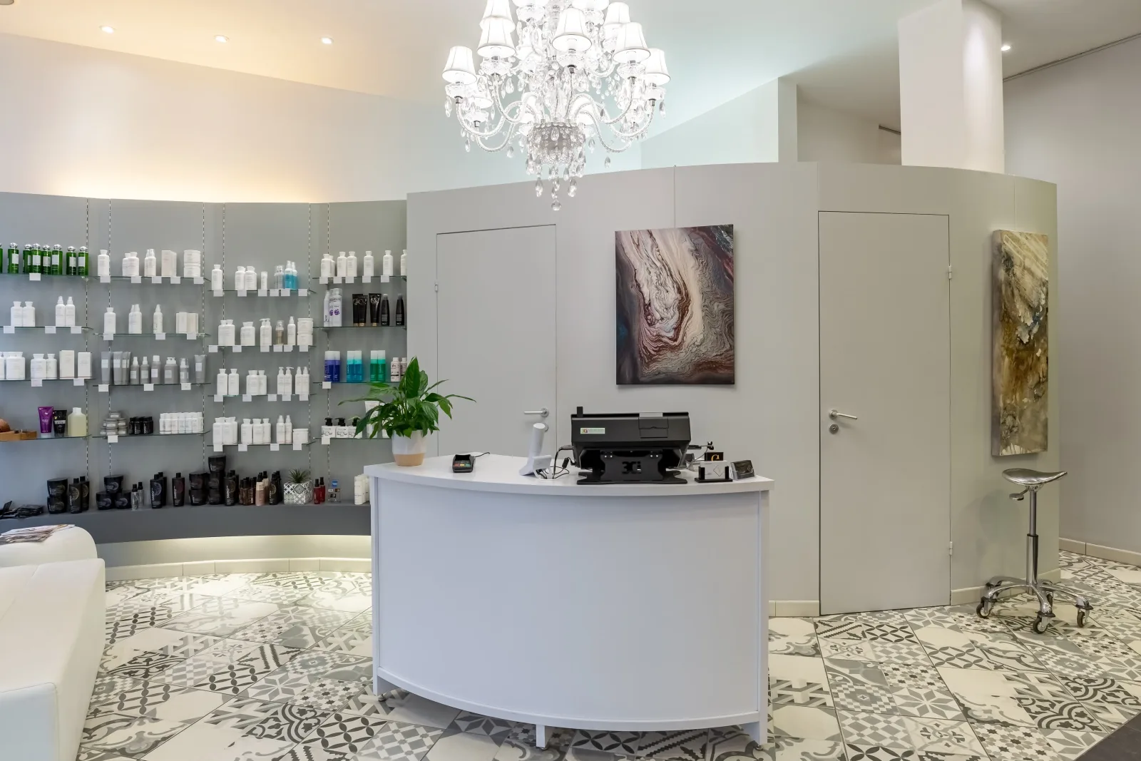 L'Uomo e La Donna Prestige - Salon de coiffure - Coiffure Strasbourg - OneBooking