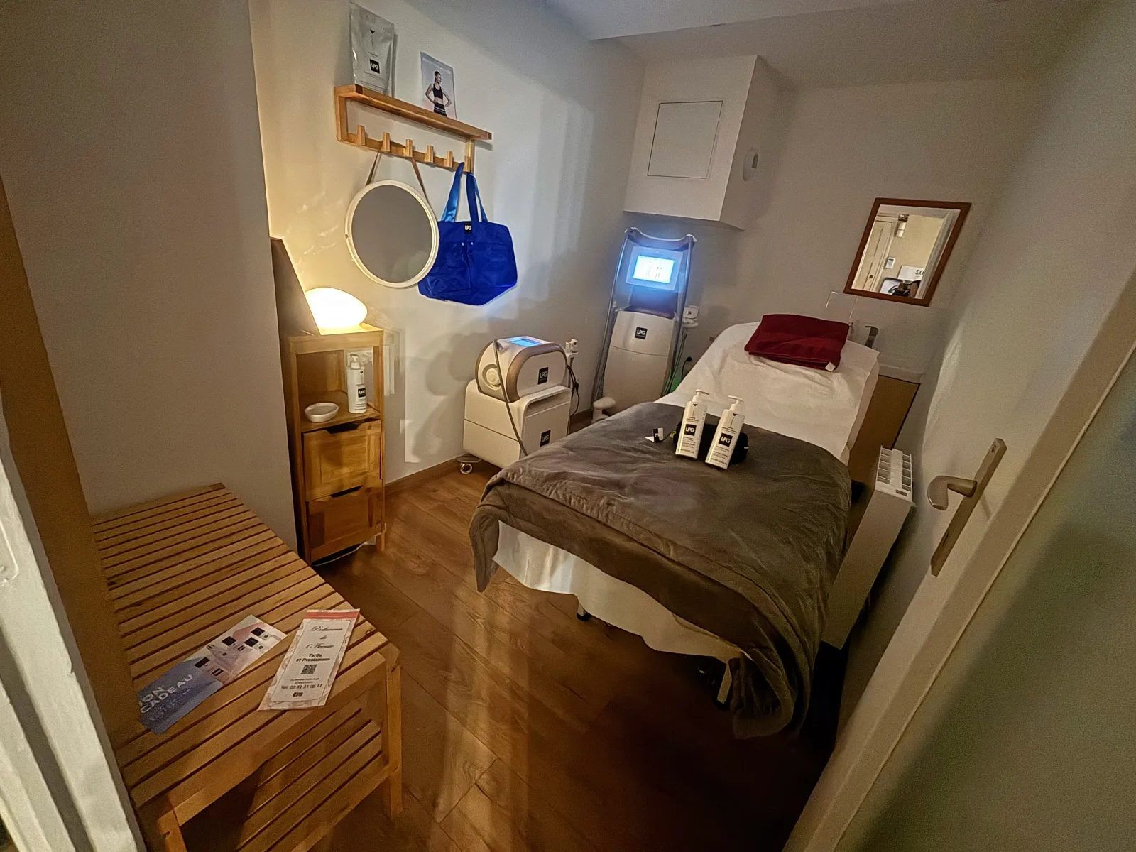 Parfumerie De l'Avenue - Institut de beauté Lisieux - OneBooking