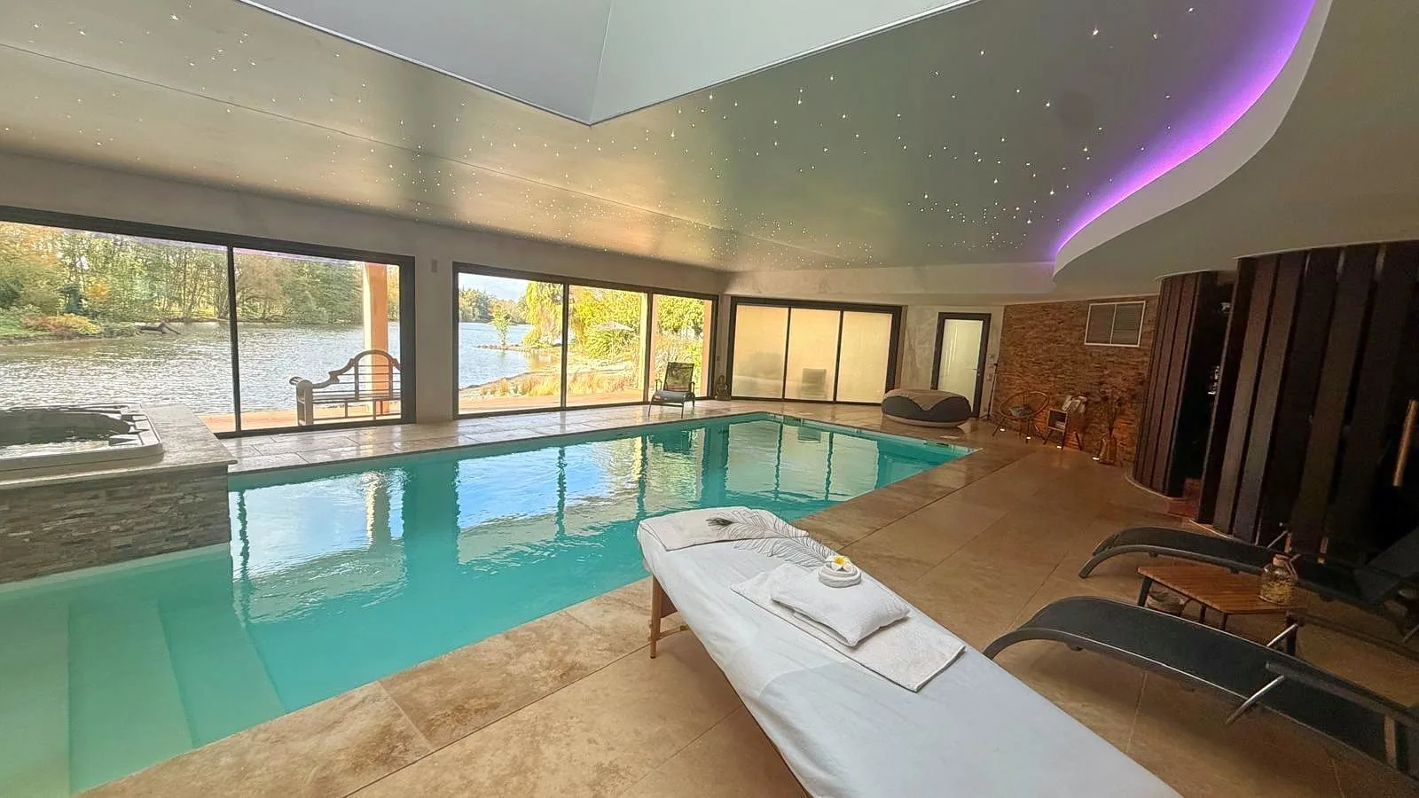 Mel Rose soins bien-être - Institut de beauté Ligné - OneBooking
