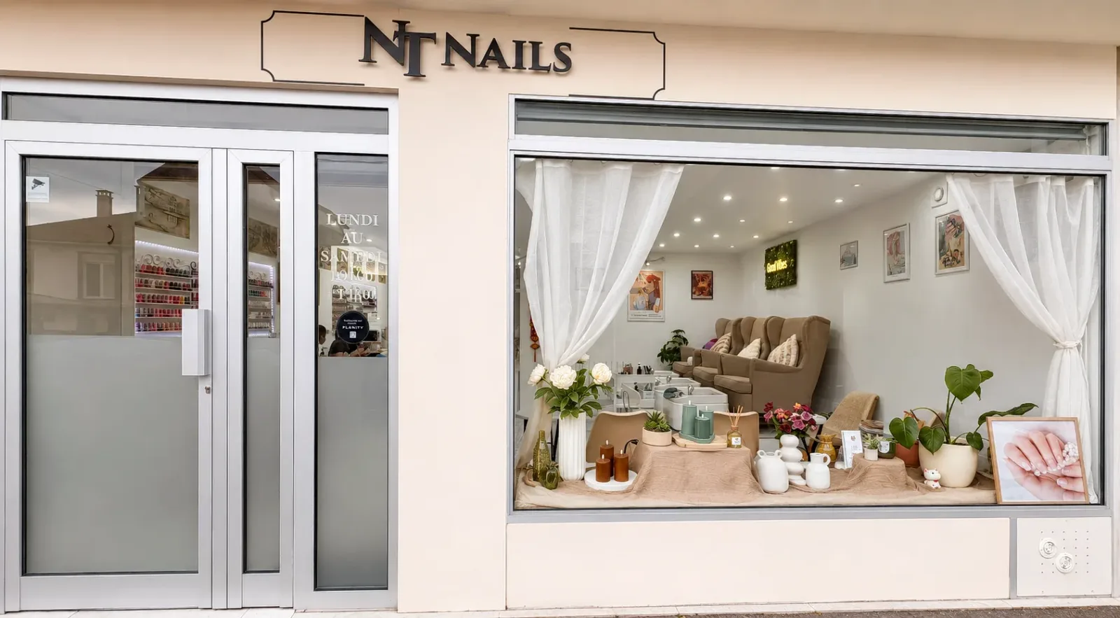 NT Nails - Onglerie Dammartin-en-Goële - OneBooking