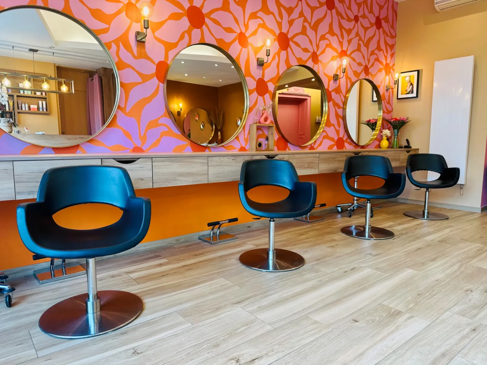 M créations (Chris coiffure) - Coiffure Valenciennes - OneBooking