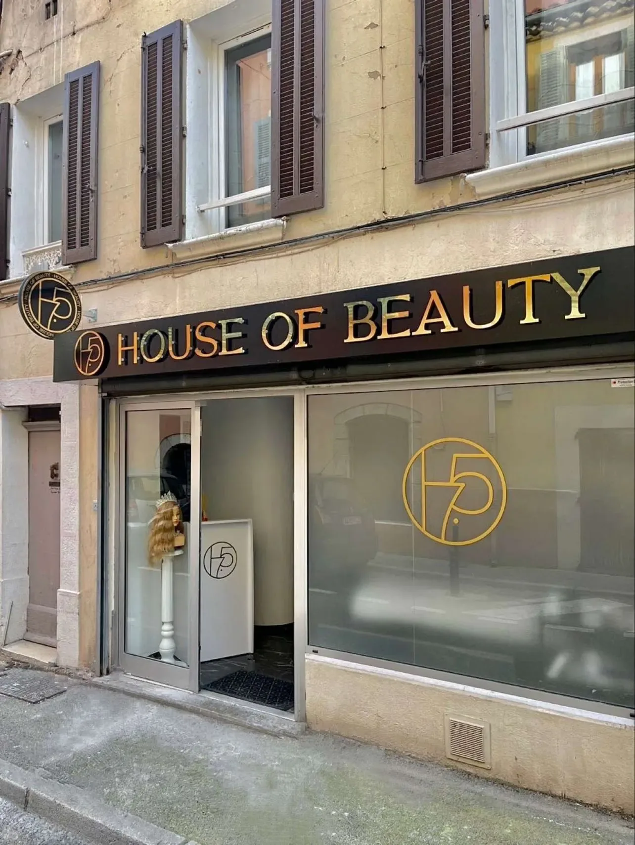17.5 House Of Beauty - Onglerie La Seyne-sur-Mer - OneBooking