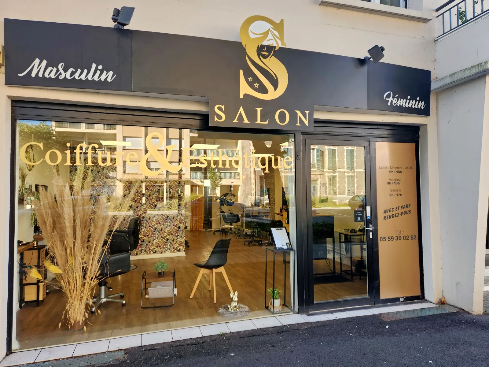 Salon S - Sourcils & cils Pau - OneBooking