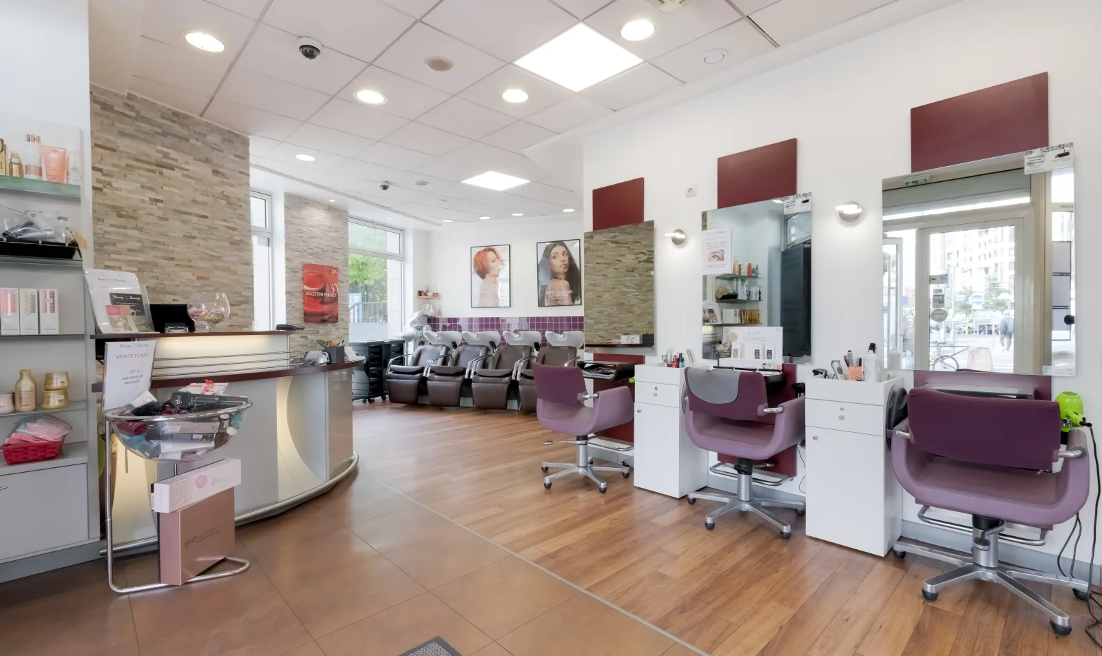 Nancy Beauty - Coiffure Le Kremlin-Bicêtre - OneBooking