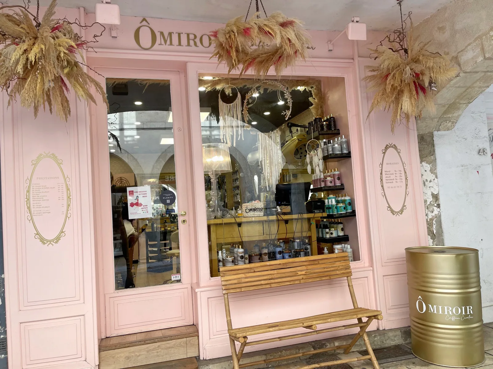 O miroir - Coiffure La Rochelle - OneBooking