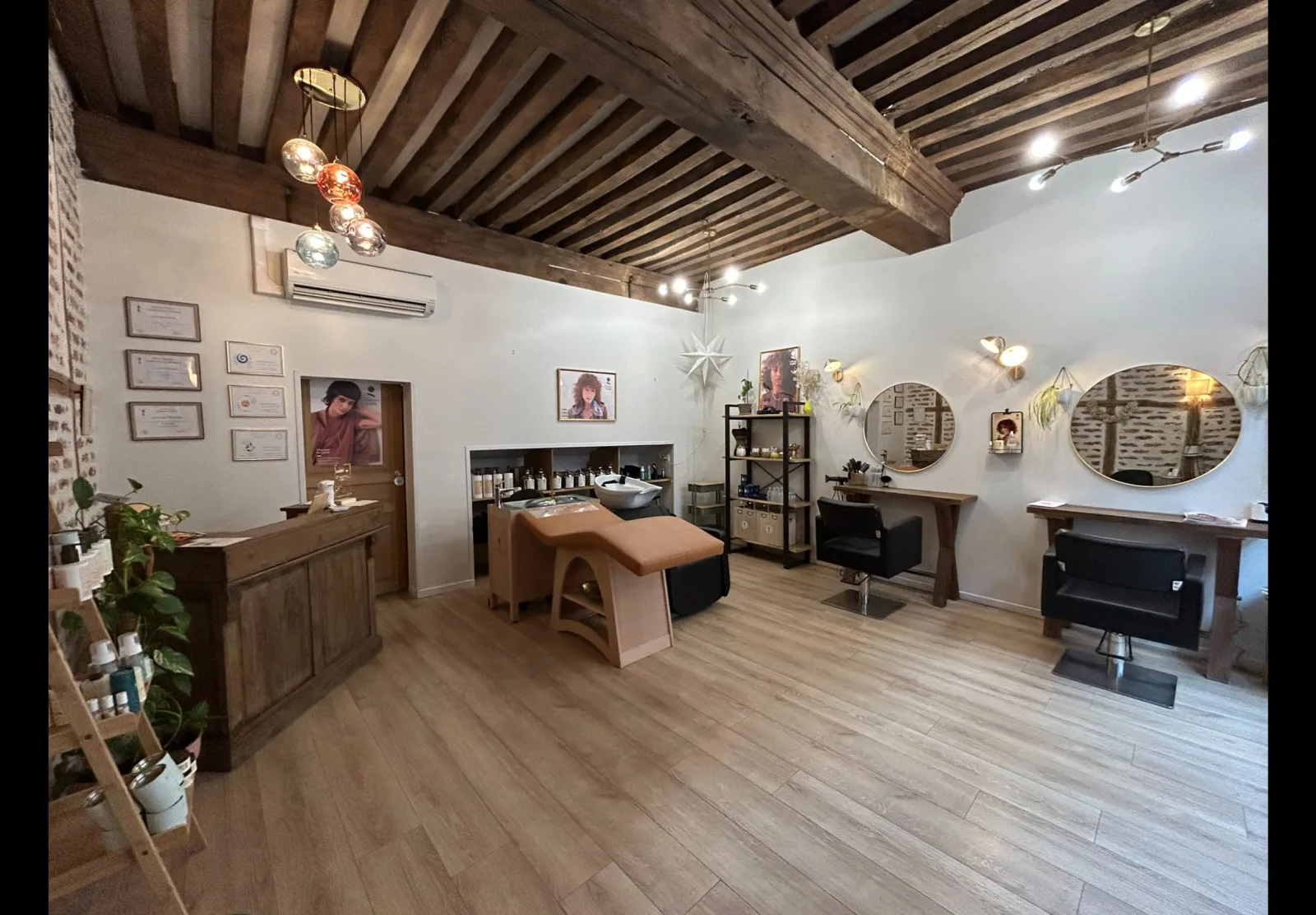 L'atelier coiffure - Coiffure Moulins - OneBooking