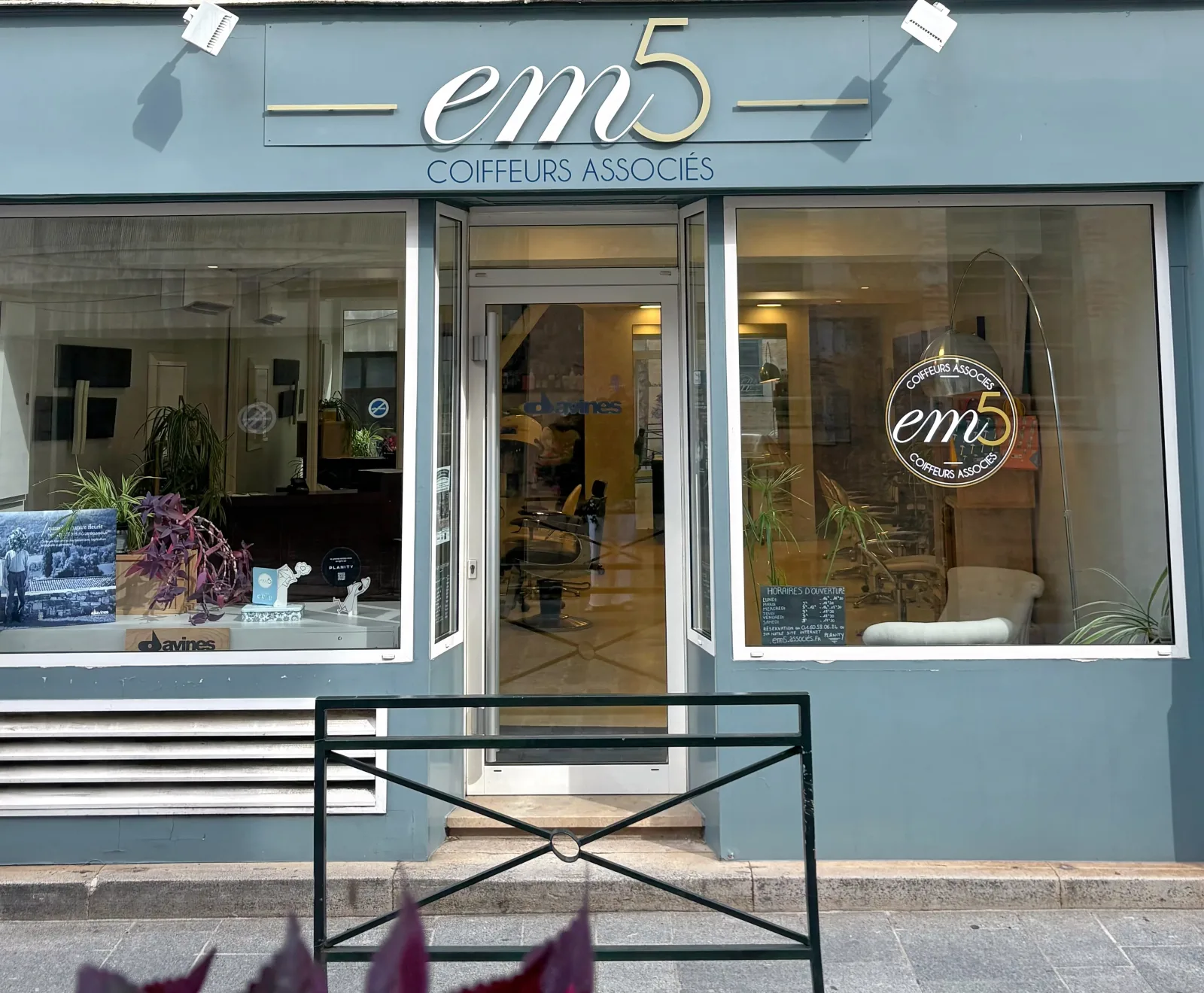 EM5 - Coiffure Provins - OneBooking