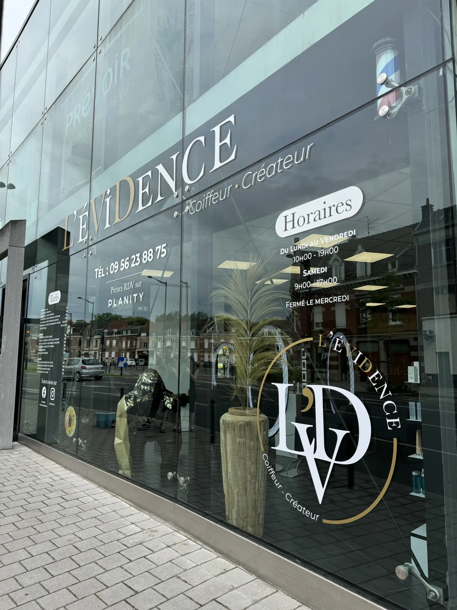 L’ÉVIDENCE coiffeur.créateur - Massage Valenciennes - OneBooking