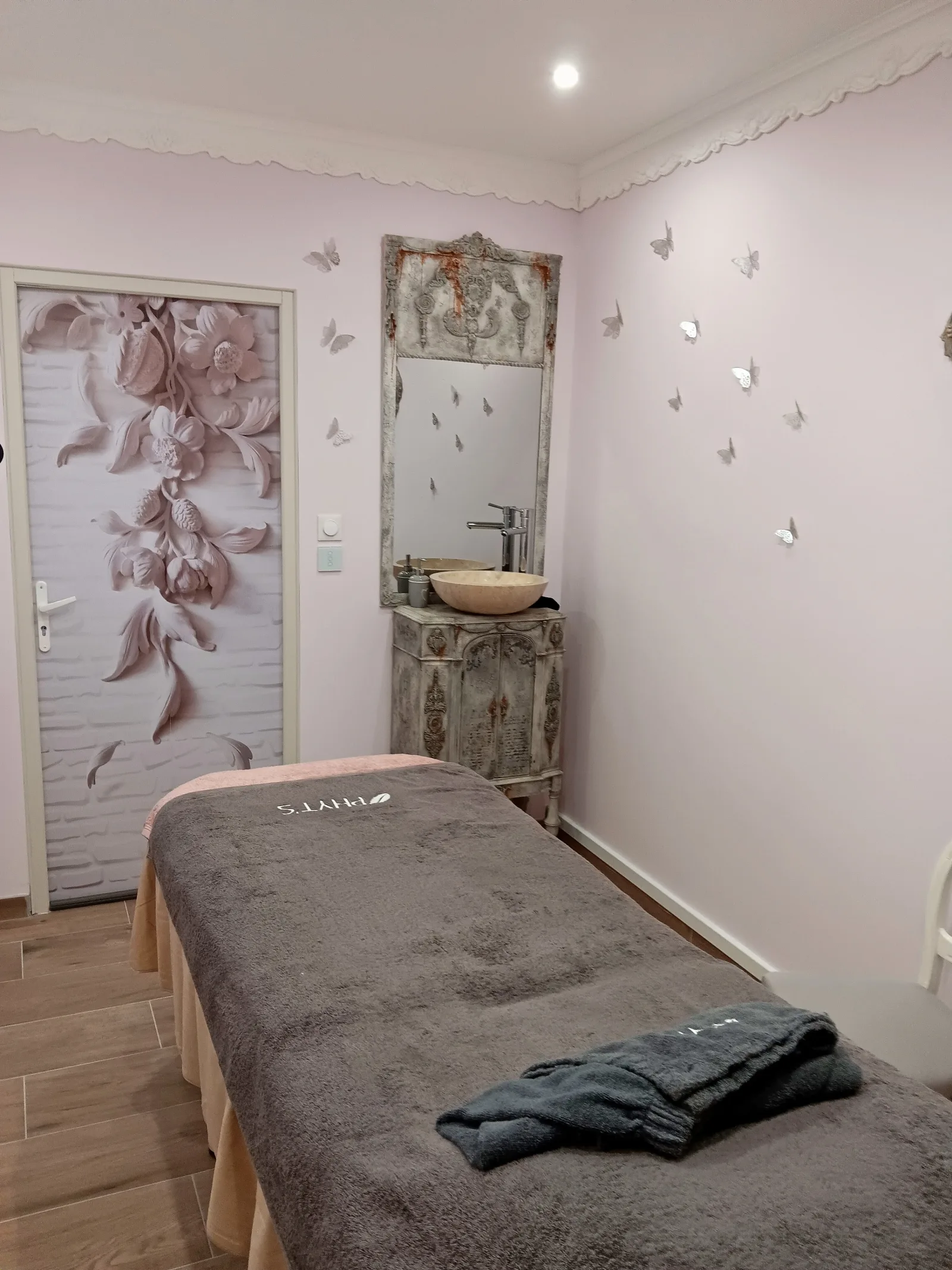 L'Essentielle - Institut de beauté Gravelines - OneBooking