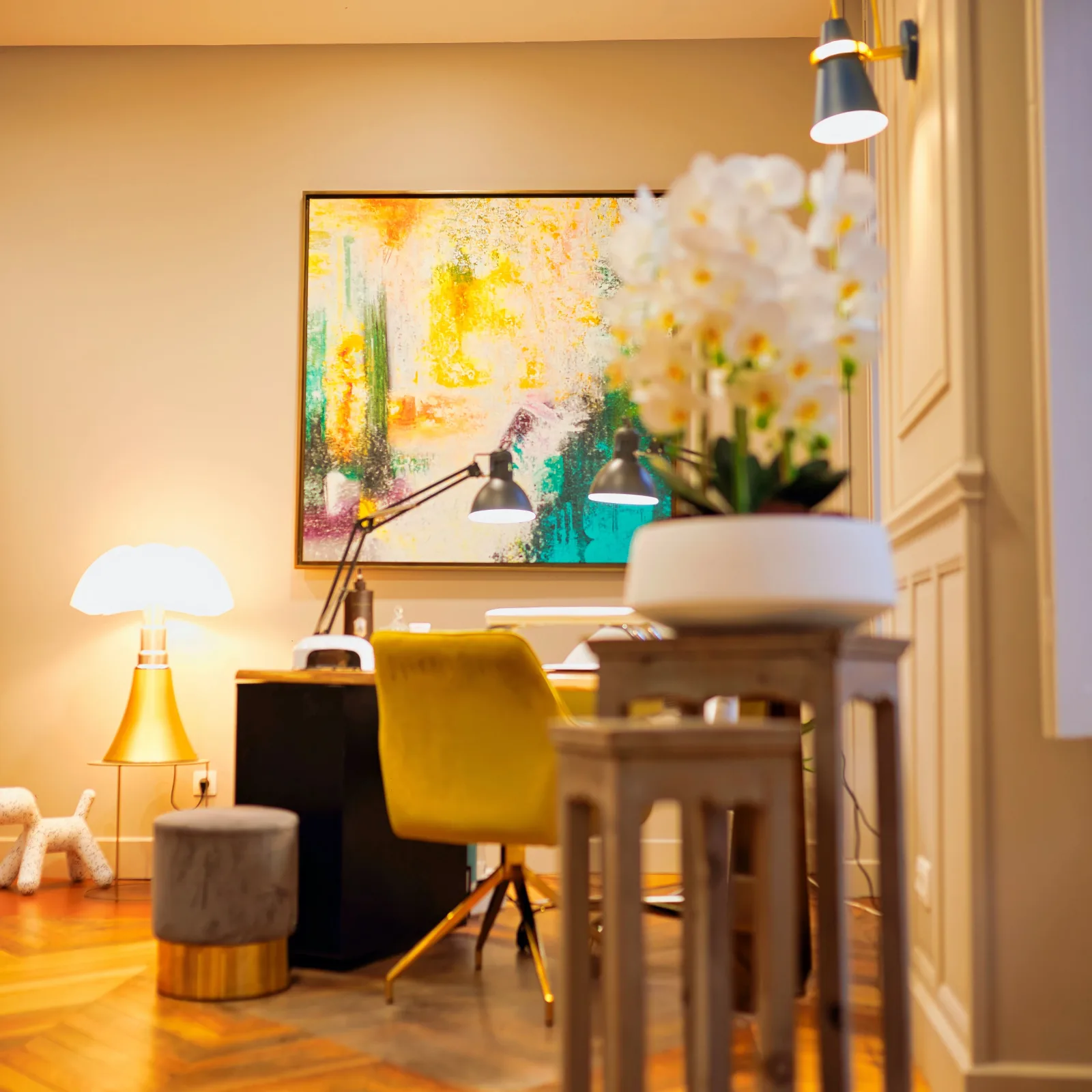 L’ecrin Nacré - Onglerie Vichy - OneBooking