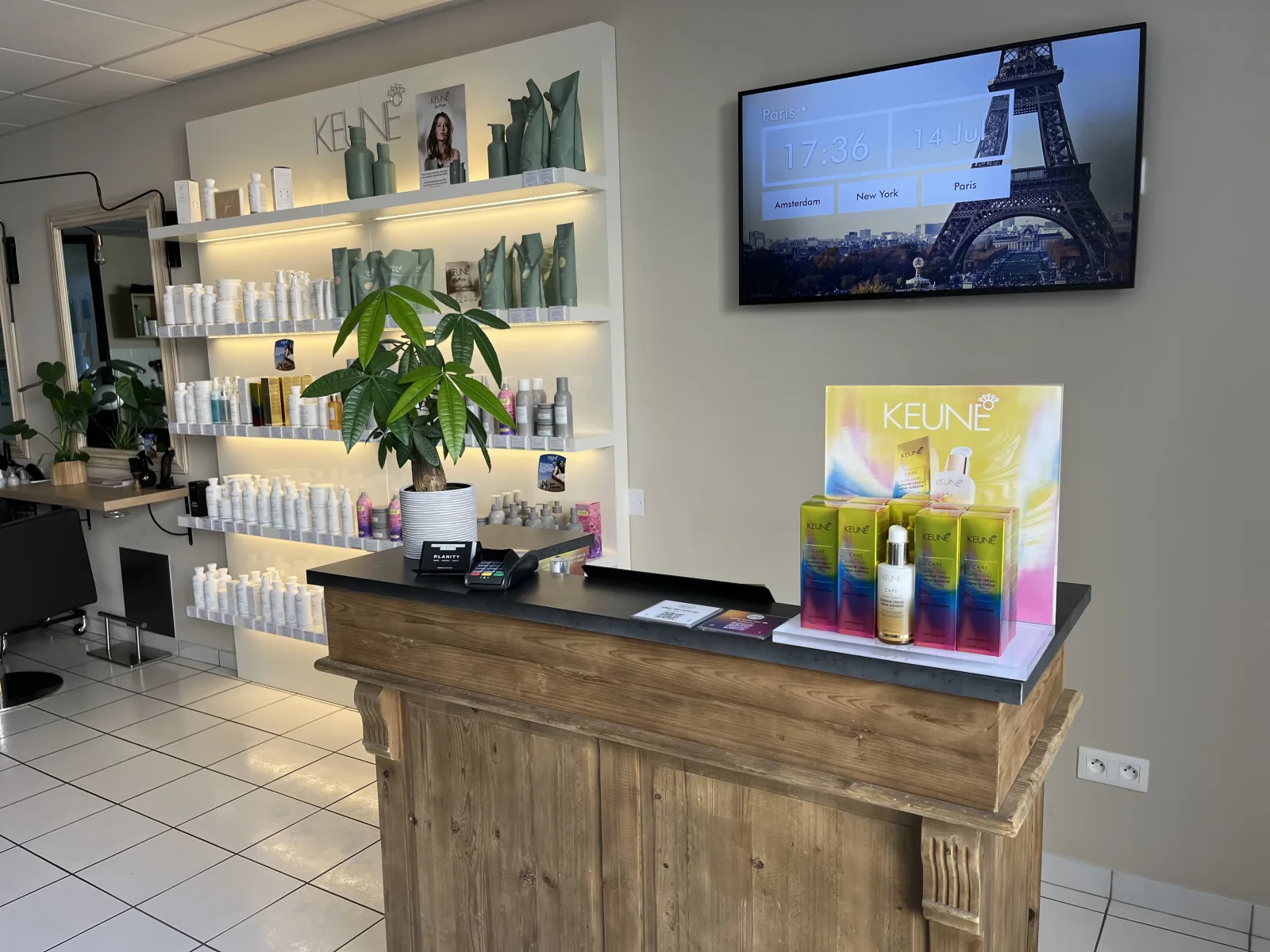 Le salon de Sophie - Coiffure Saint-Memmie - OneBooking
