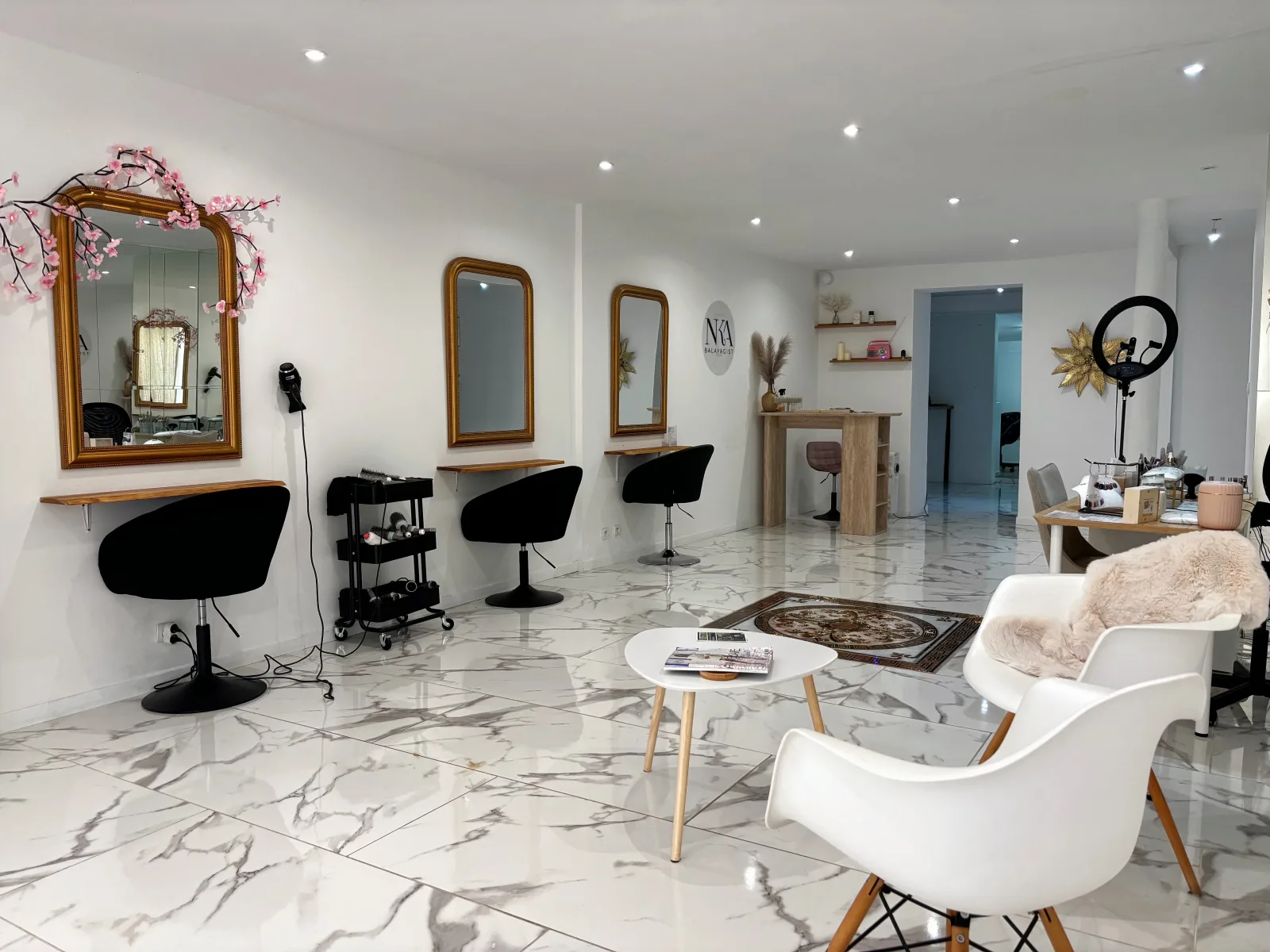 NKA BALAYAGIST SALON DE COIFFURE ET SOINS DE BEAUTÉ - Coiffure La Seyne-sur-Mer - OneBooking