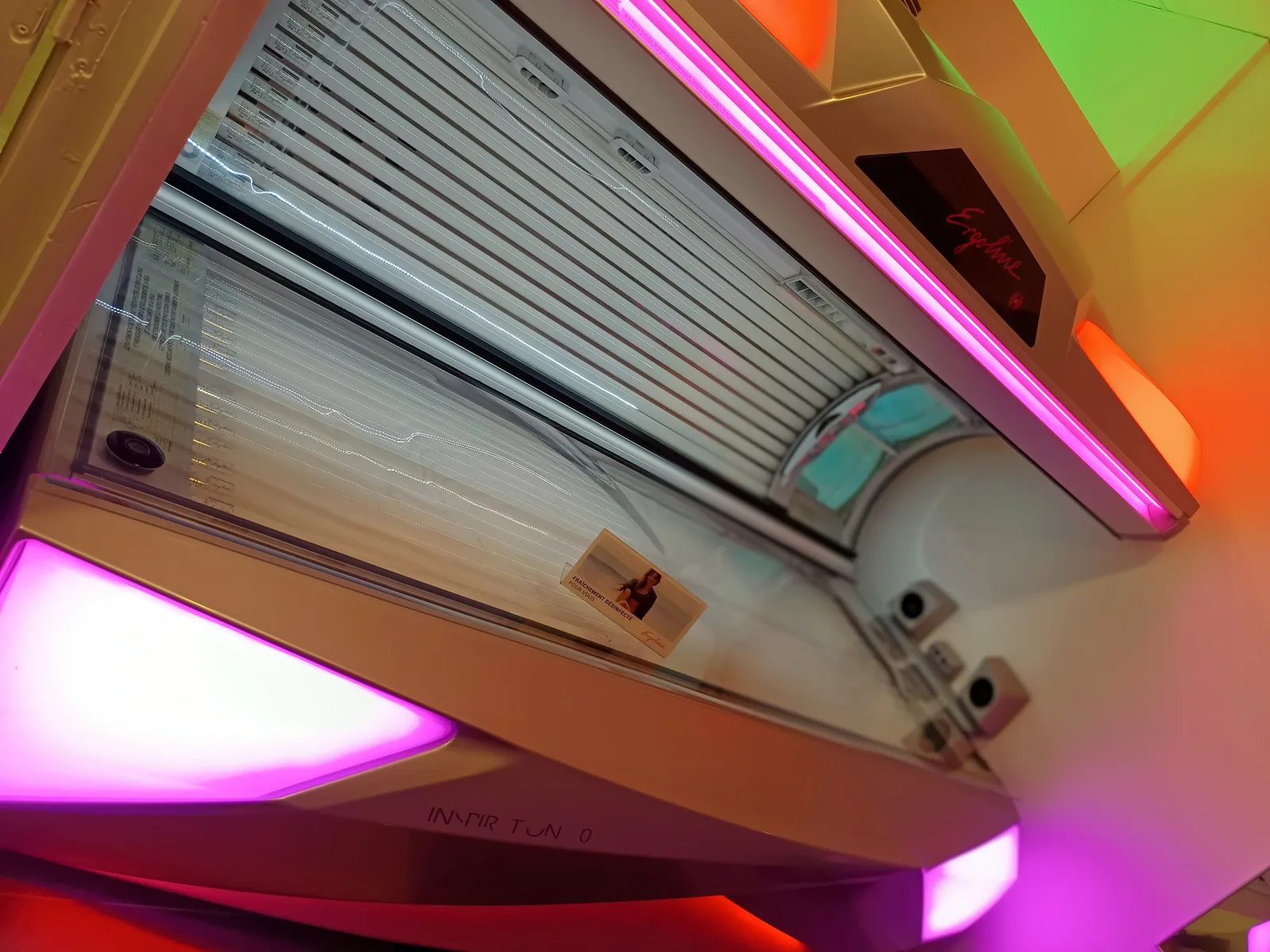 Solara Bronzage Beauté - Institut de beauté Valenciennes - Solara Bronzage Beauté - Photo Galerie - OneBooking