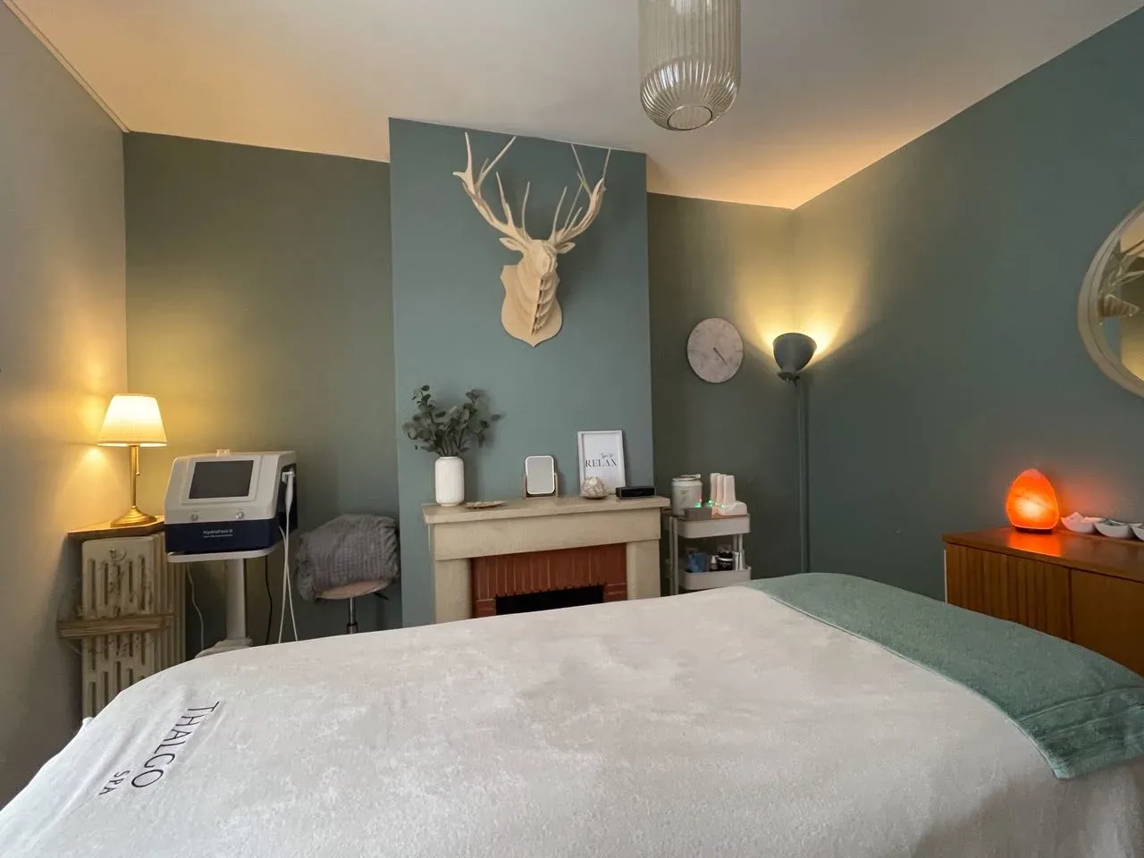 Institut Kpilia - Sourcils & cils Blois - Institut Kpilia - Photo Galerie - OneBooking