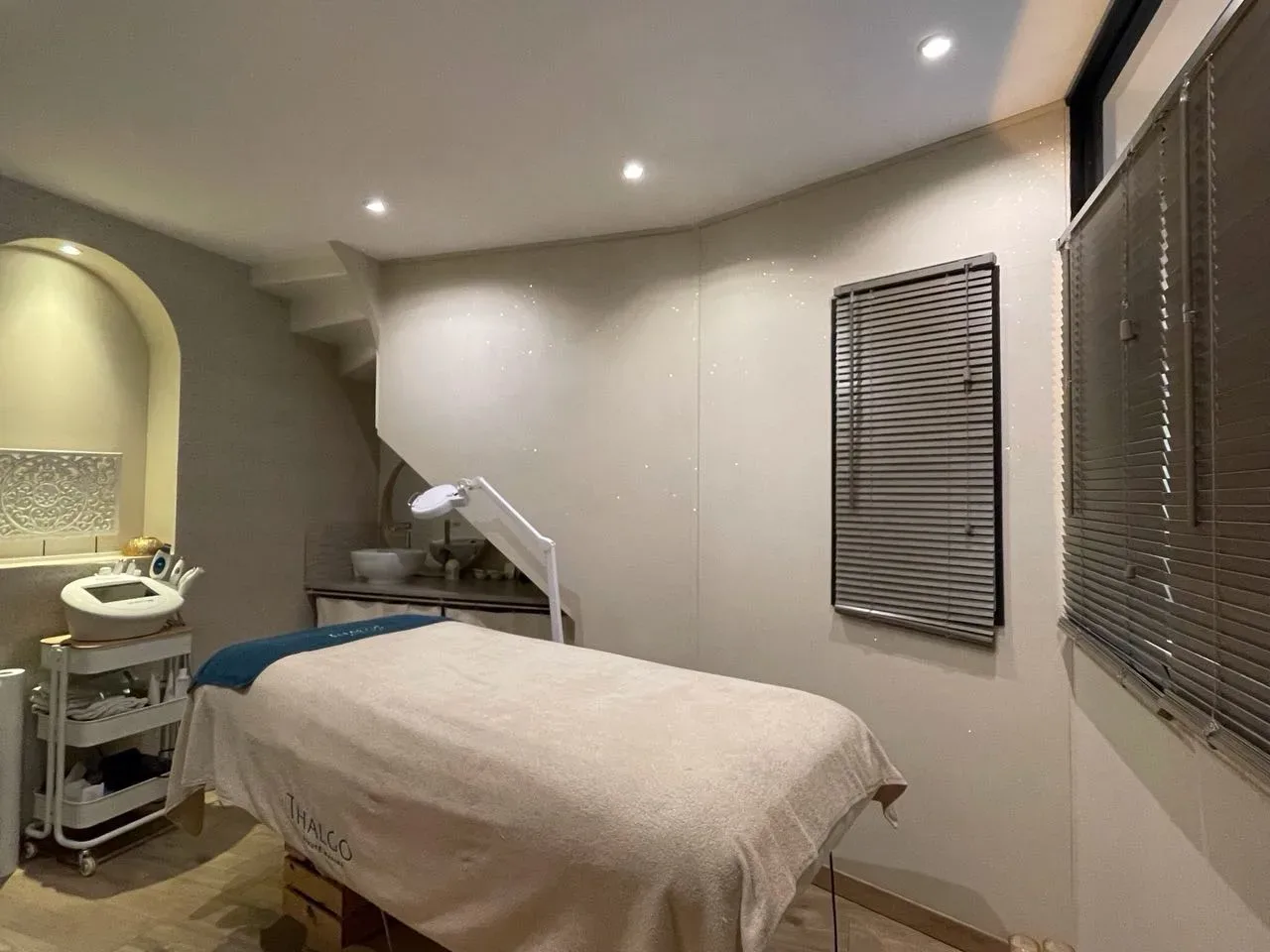 Institut Kpilia - Sourcils & cils Blois - Institut Kpilia - Photo Galerie - OneBooking