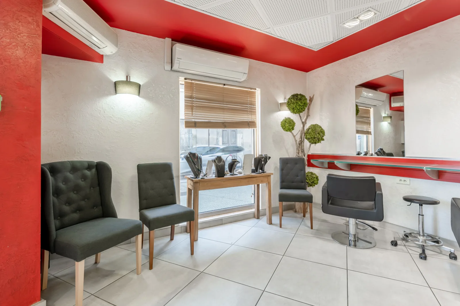 Siroco Coiffure - Coiffure Vauvert - Siroco Coiffure - Photo Galerie - OneBooking