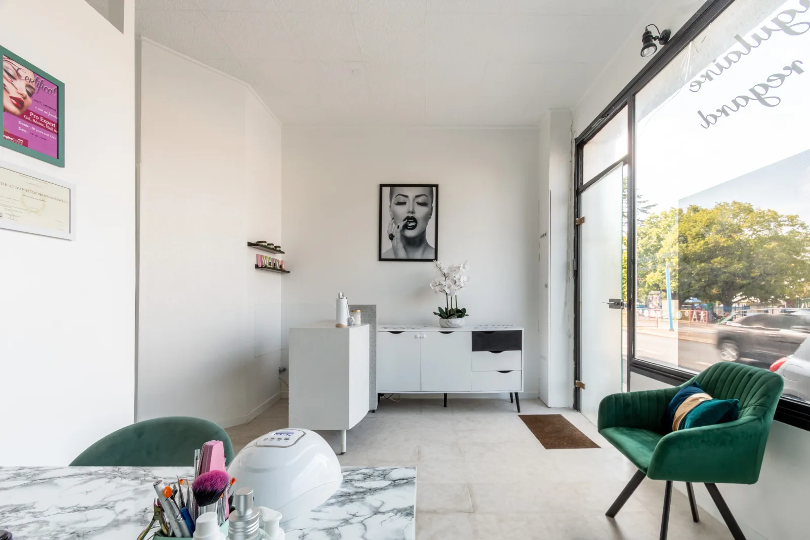 Lilit Beauty 37 - Onglerie Joué-lès-Tours - Lilit Beauty 37 - Photo Galerie - OneBooking