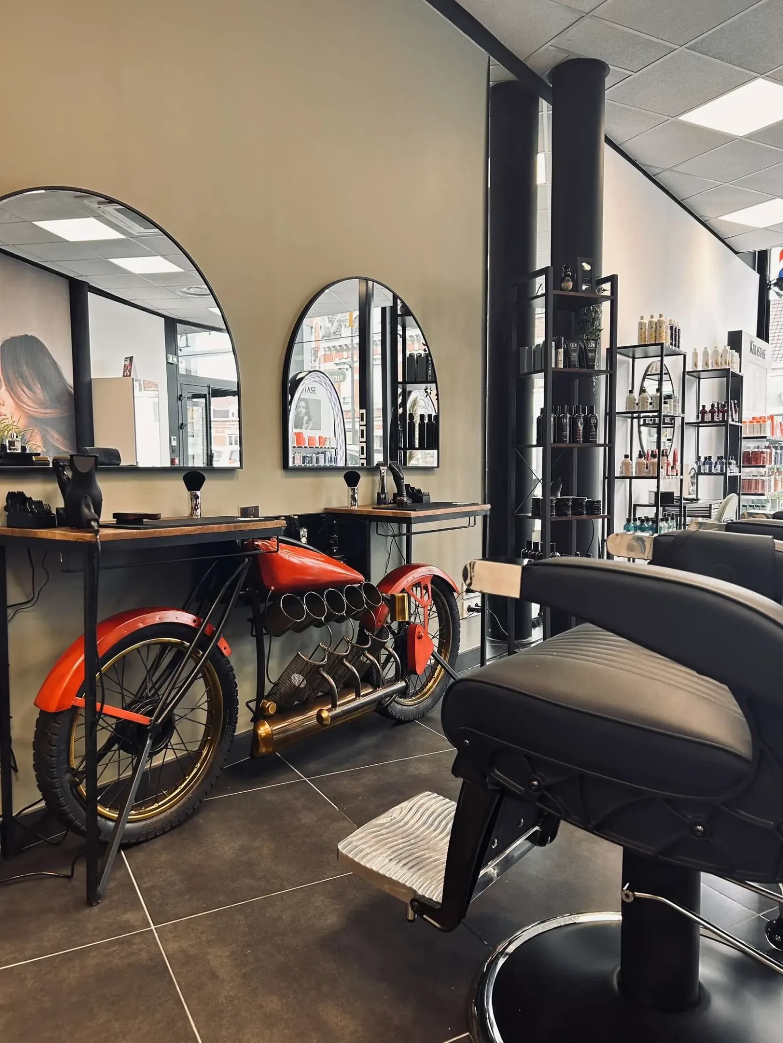 L’ÉVIDENCE coiffeur.créateur - Massage Valenciennes - L’ÉVIDENCE coiffeur.créateur - Photo Galerie - OneBooking