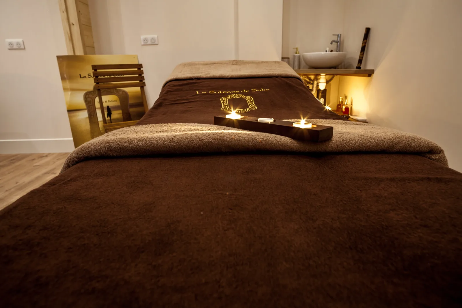 Uhaina Spa et Institut de Beauté - Onglerie Urrugne - Uhaina Spa et Institut de Beauté - Photo Galerie - OneBooking