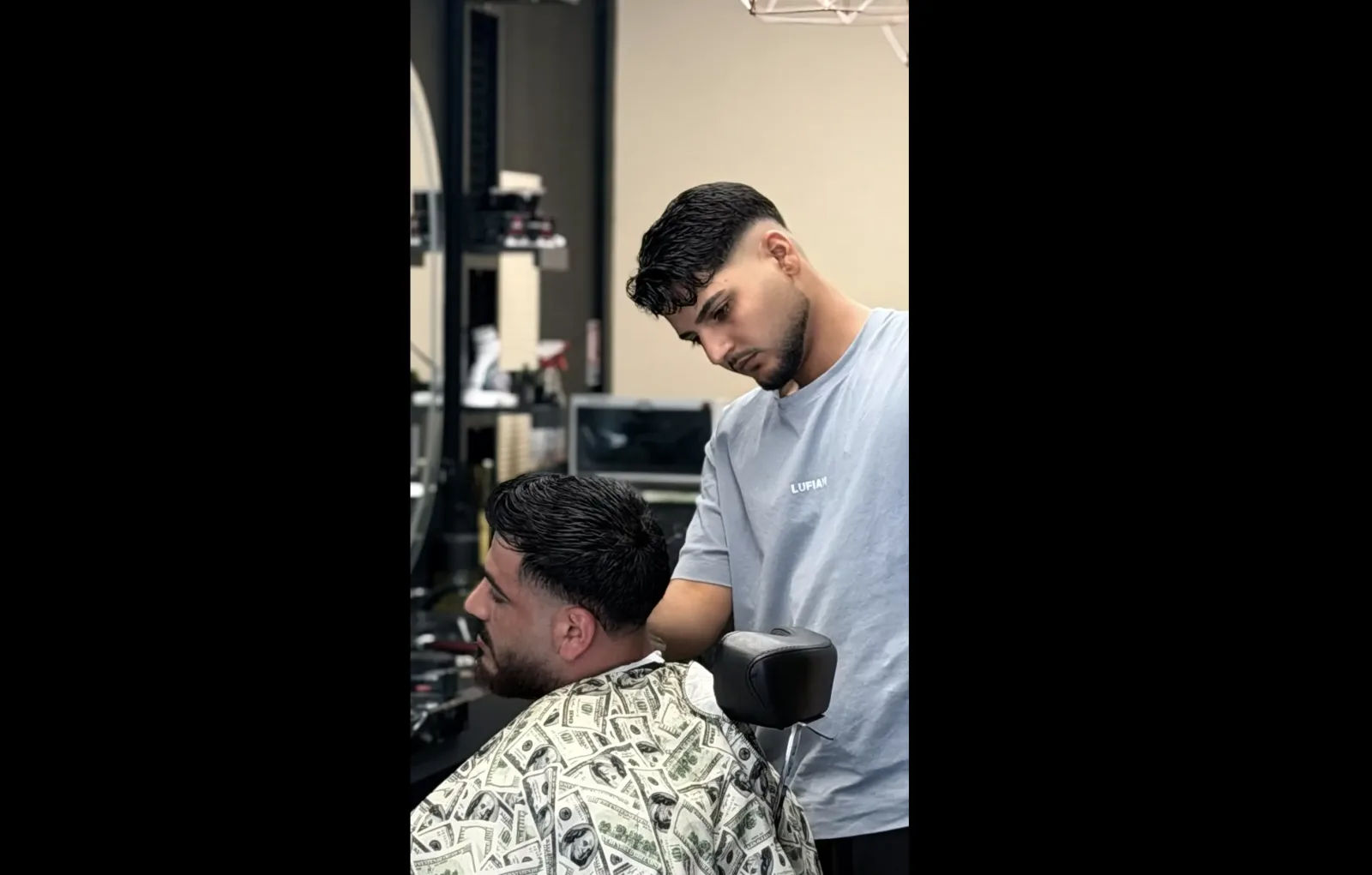 Royal Barber - Coiffure Melun - Royal Barber - Photo Galerie - OneBooking