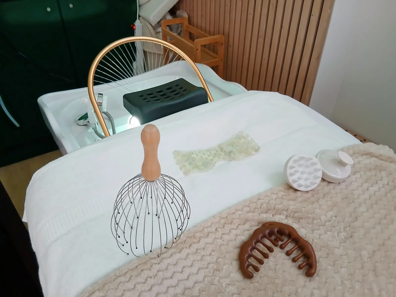 21 Avenue - Coiffure Lisieux - 21 Avenue - Photo Galerie - OneBooking