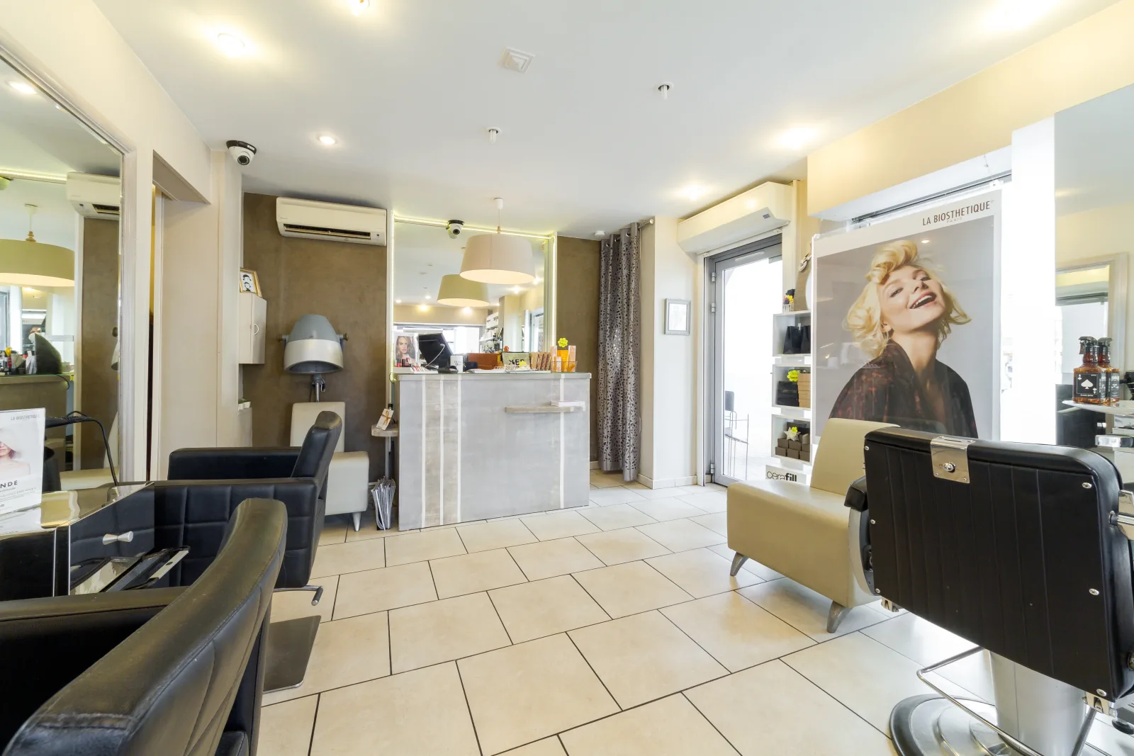 L'Hair du temps - Coiffure Canet-Plage  - L'Hair du temps - Photo Galerie - OneBooking