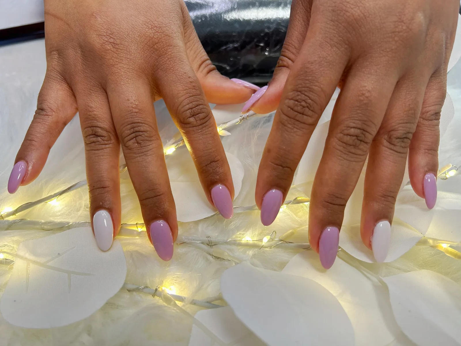 Glow up Nails & Beauty - Institut de beauté Melun - Glow up Nails & Beauty - Photo Galerie - OneBooking