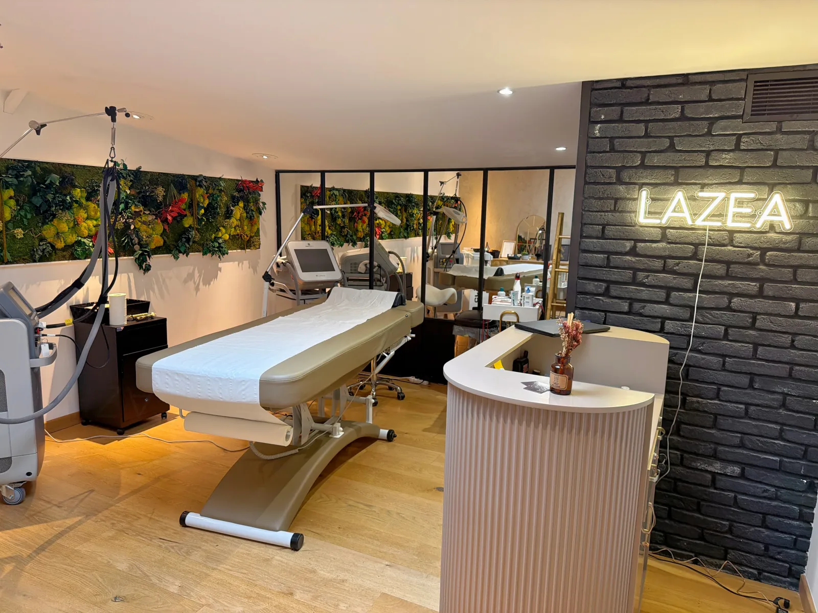 The Body Club - Onglerie Porto-Vecchio - The Body Club - Photo Galerie - OneBooking