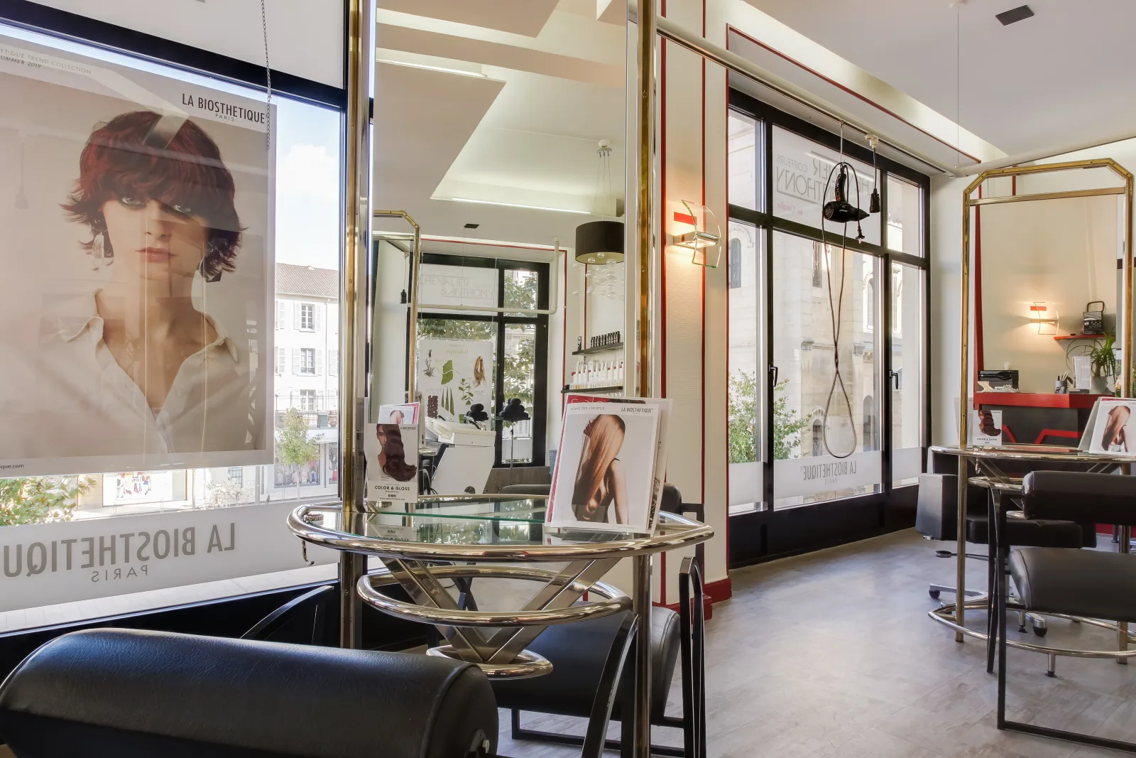 Anthony Bouillot by Coralie - Coiffure Vichy - Anthony Bouillot by Coralie - Photo Galerie - OneBooking